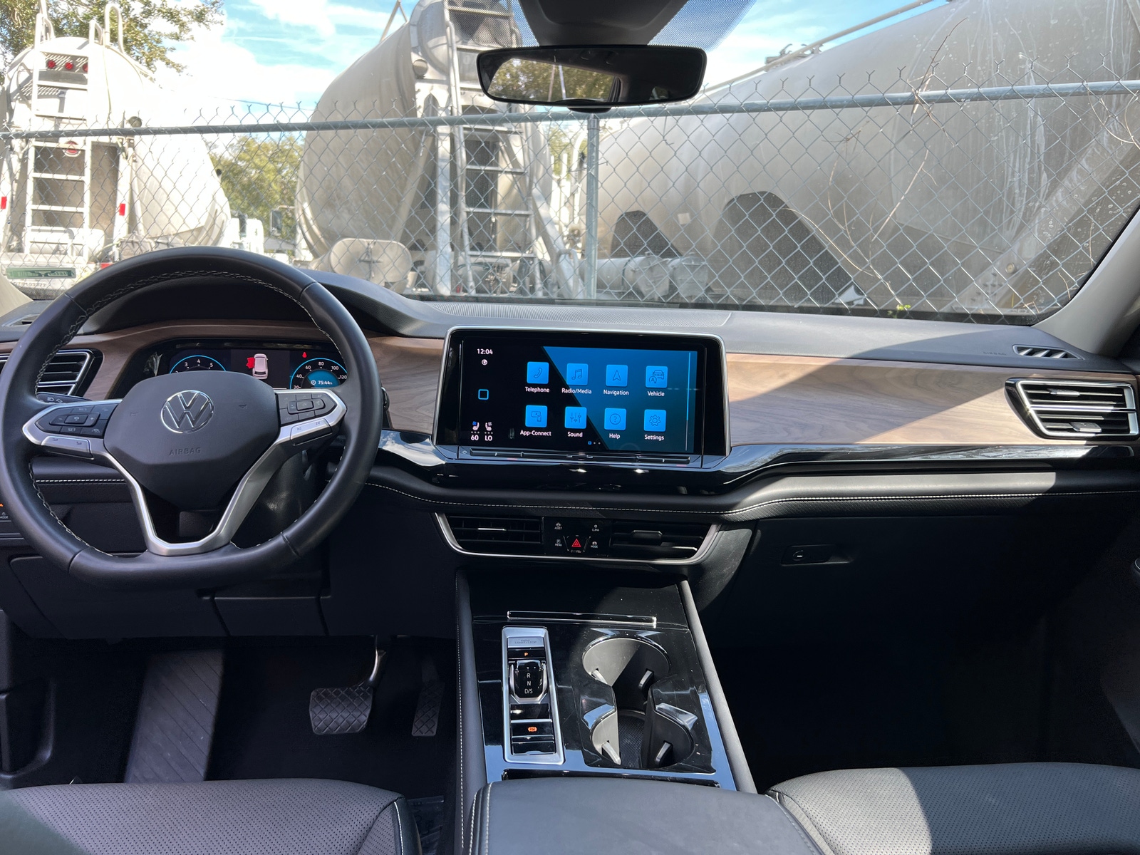 Thumbnail: 2025 Volkswagen Atlas - 2