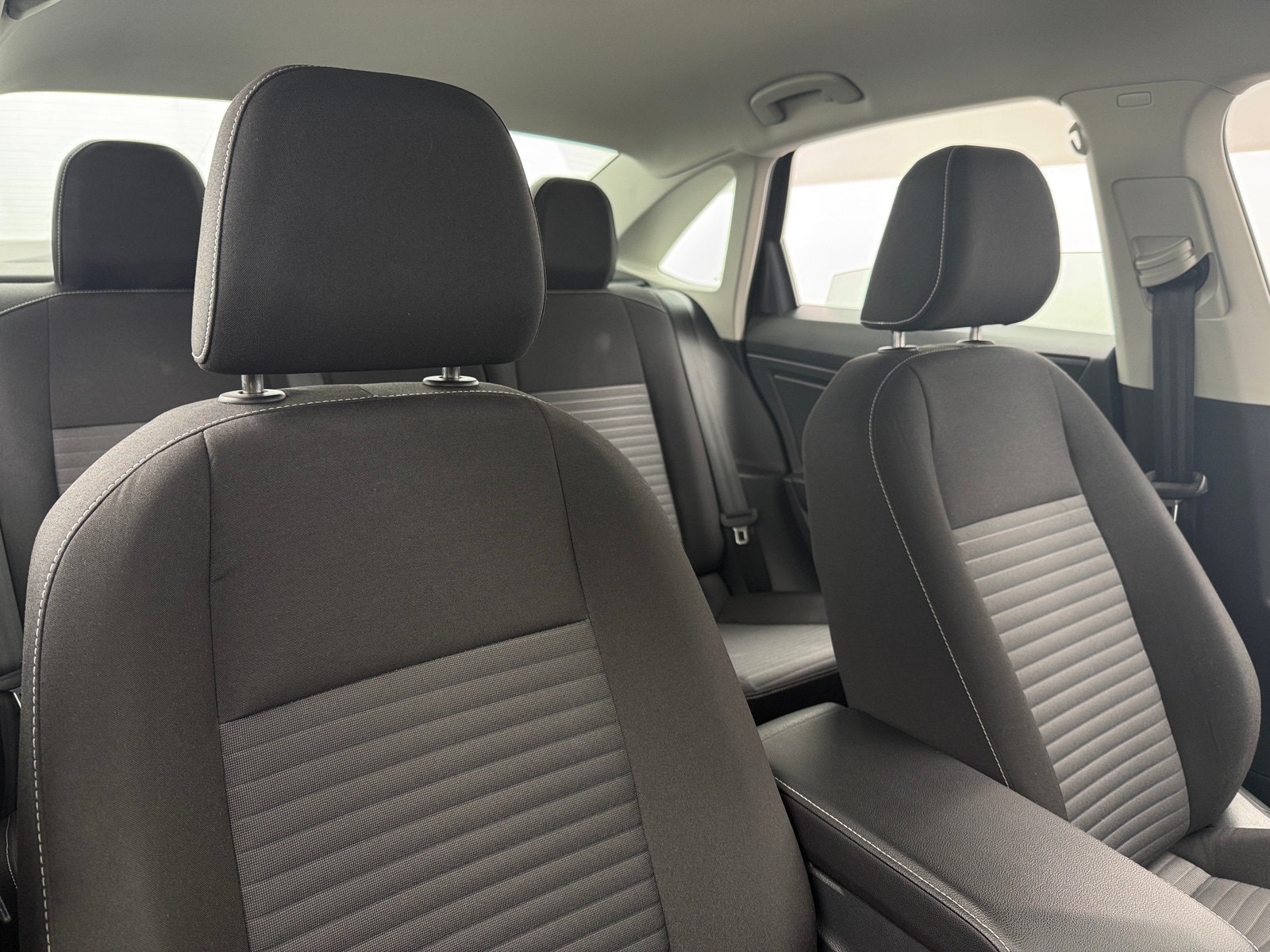 Thumbnail: 2025 Volkswagen Jetta - 2