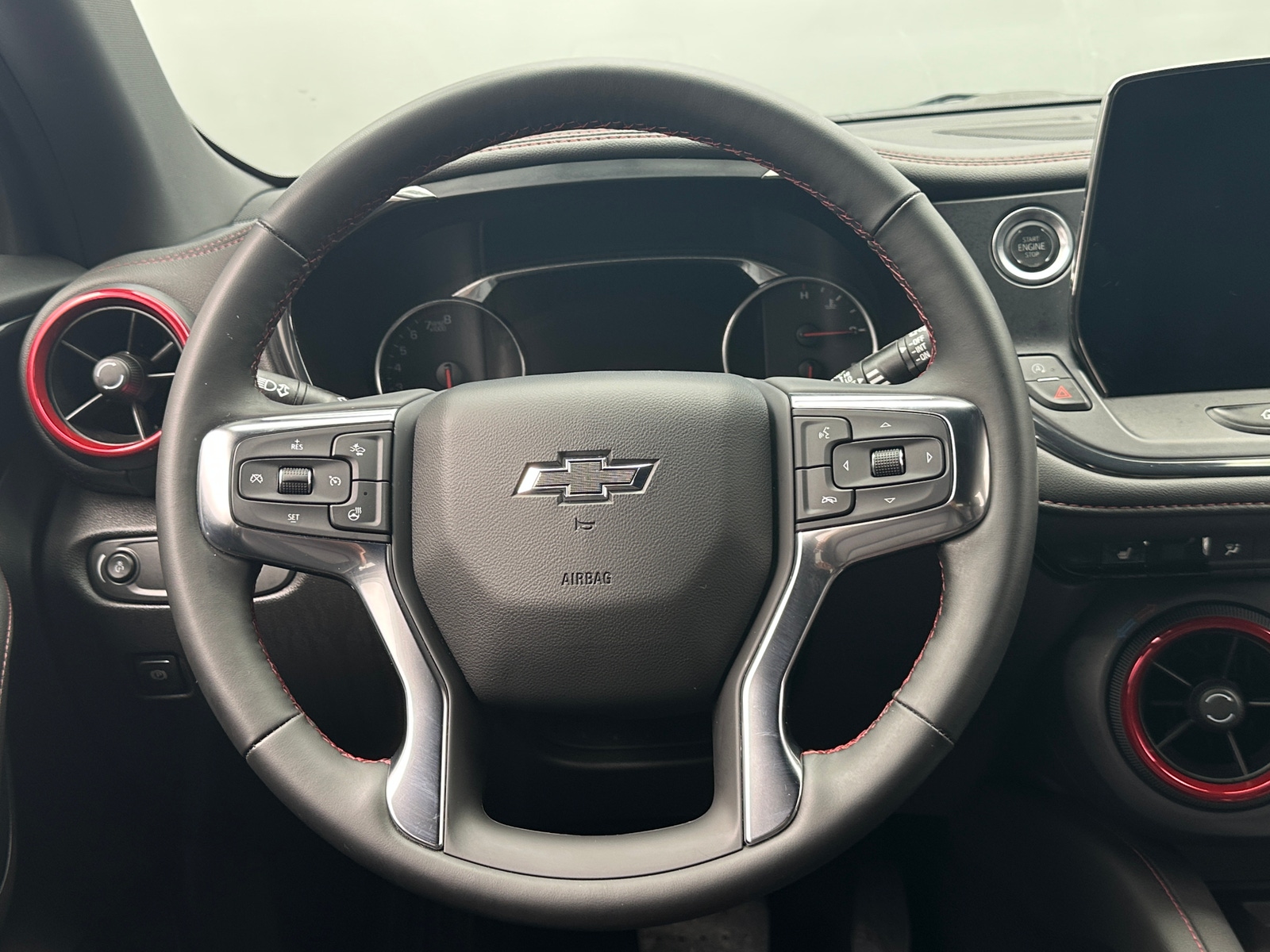 Thumbnail: 2025 Chevrolet Blazer - 4