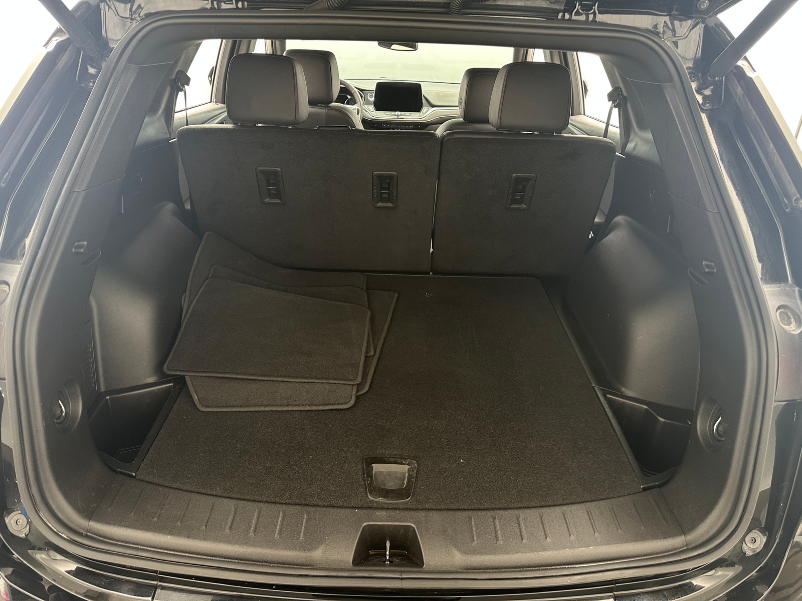 Thumbnail: 2025 Chevrolet Blazer - 6