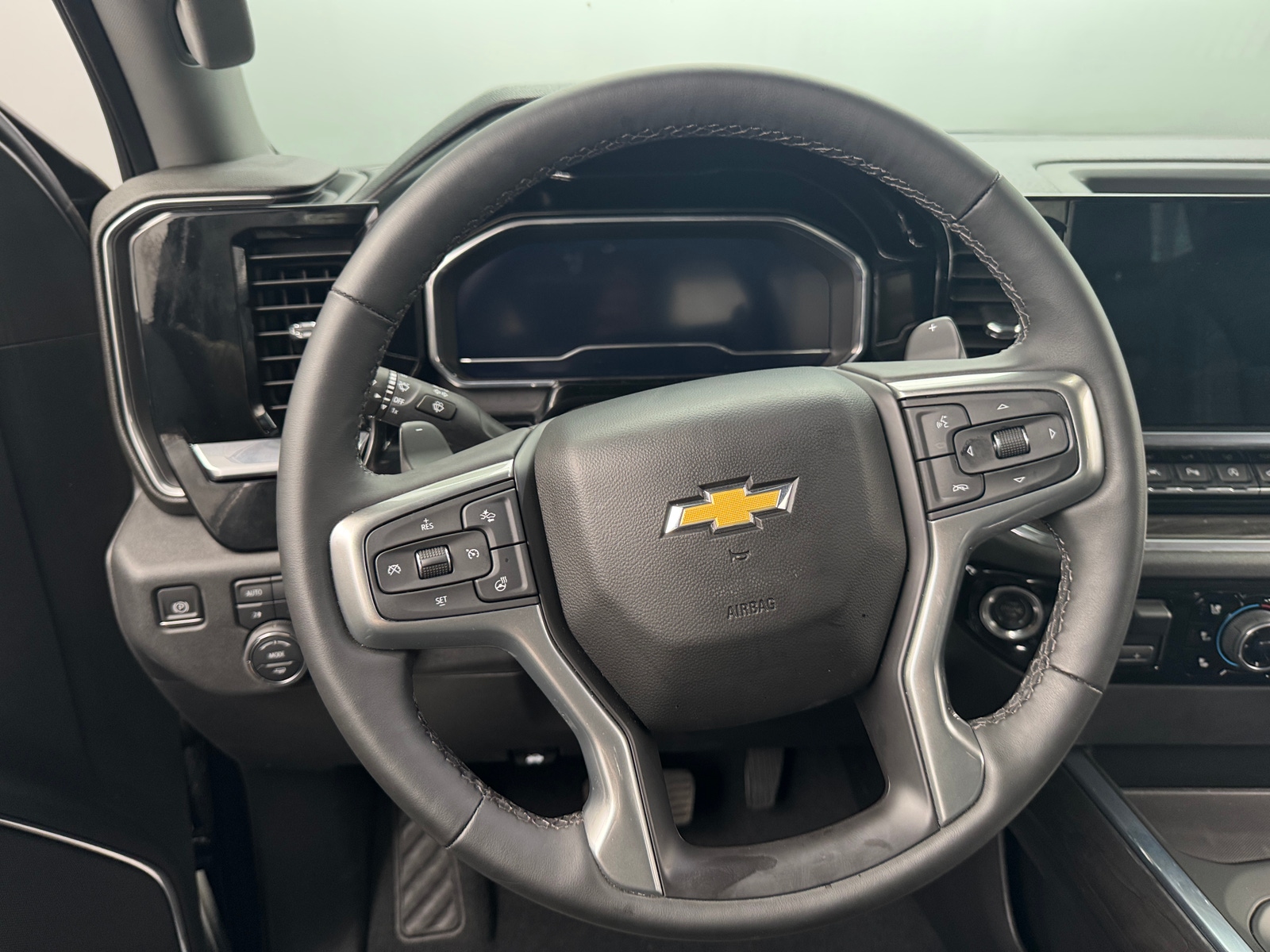 Thumbnail: 2023 Chevrolet Silverado 1500 - 4