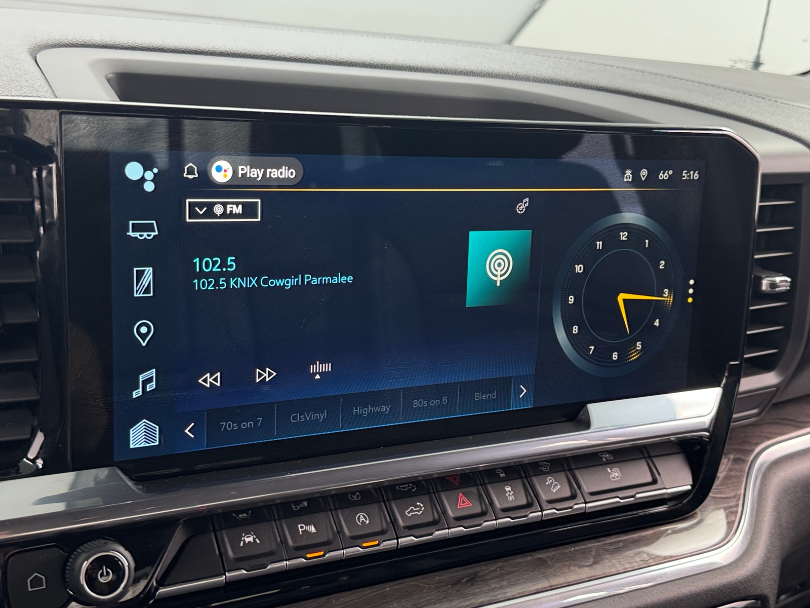 Thumbnail: 2023 Chevrolet Silverado 1500 - 3