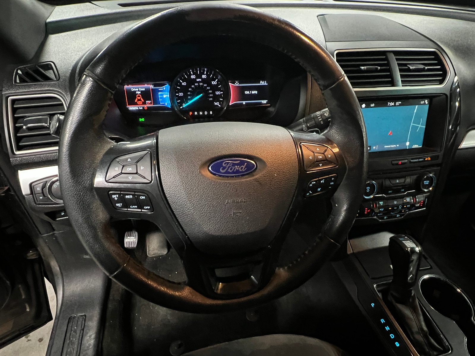 Thumbnail: 2017 Ford Explorer - 5