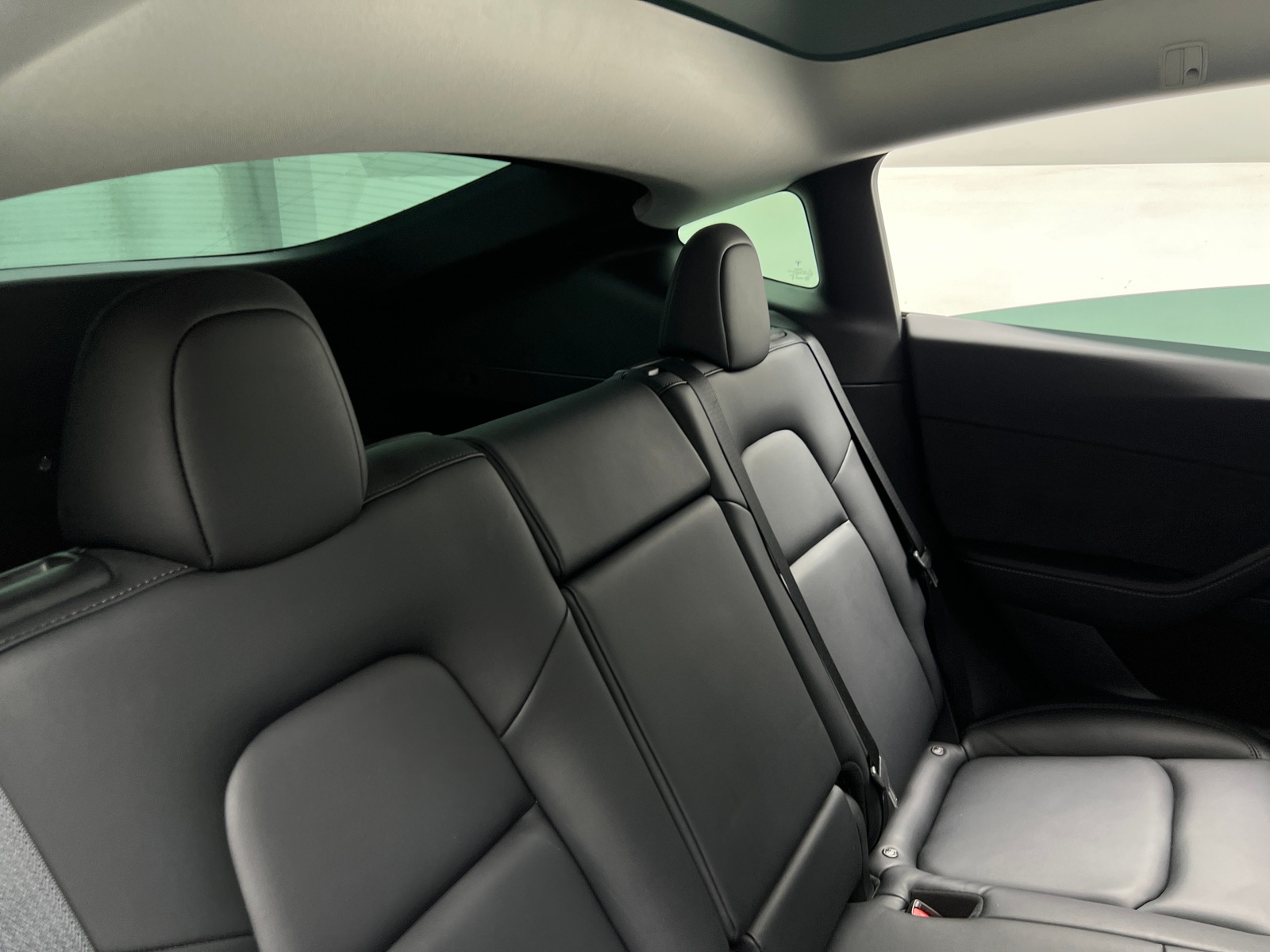 Thumbnail: 2022 Tesla Model Y - 5