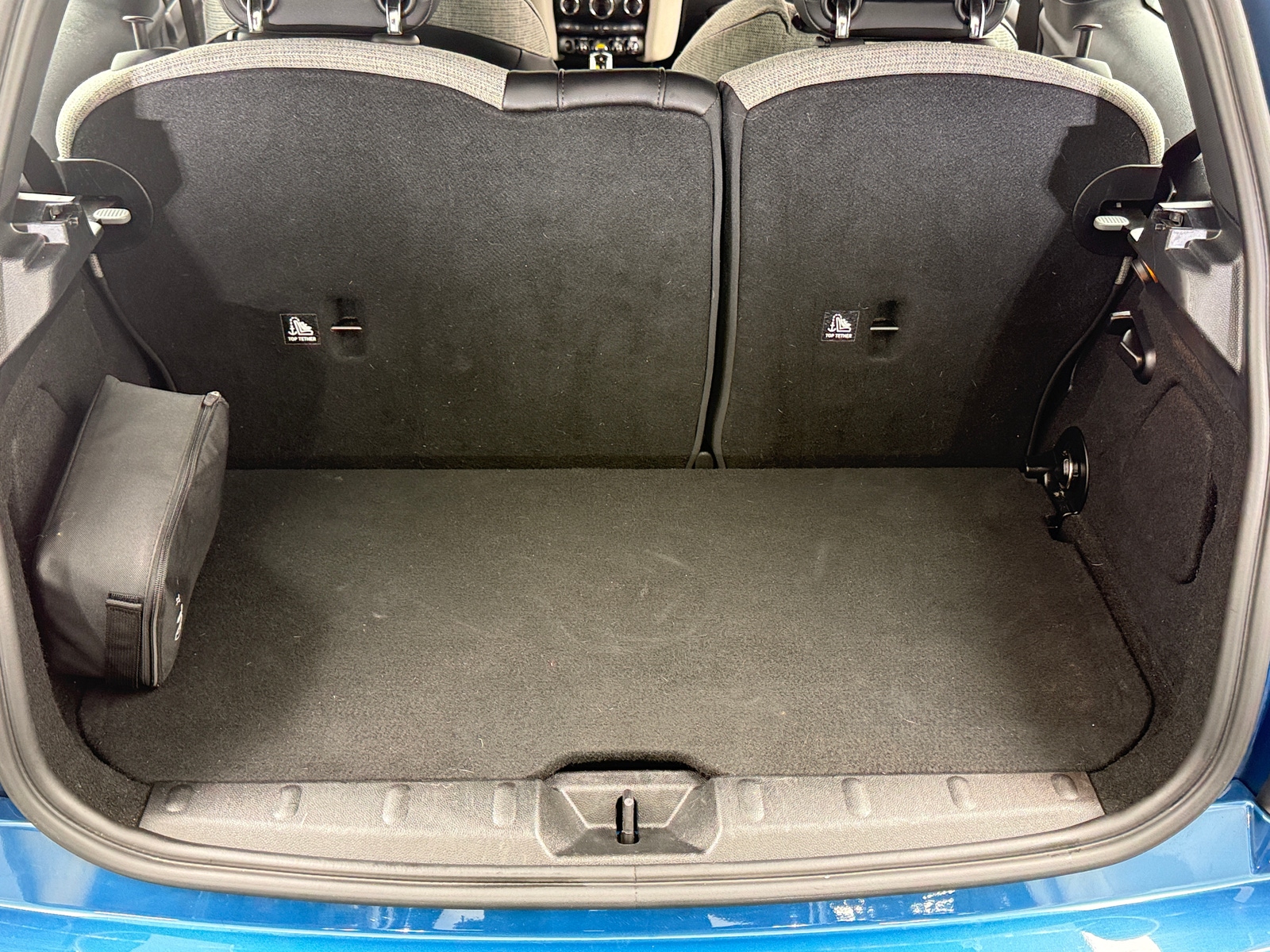 Thumbnail: 2022 MINI Cooper Hardtop - 6