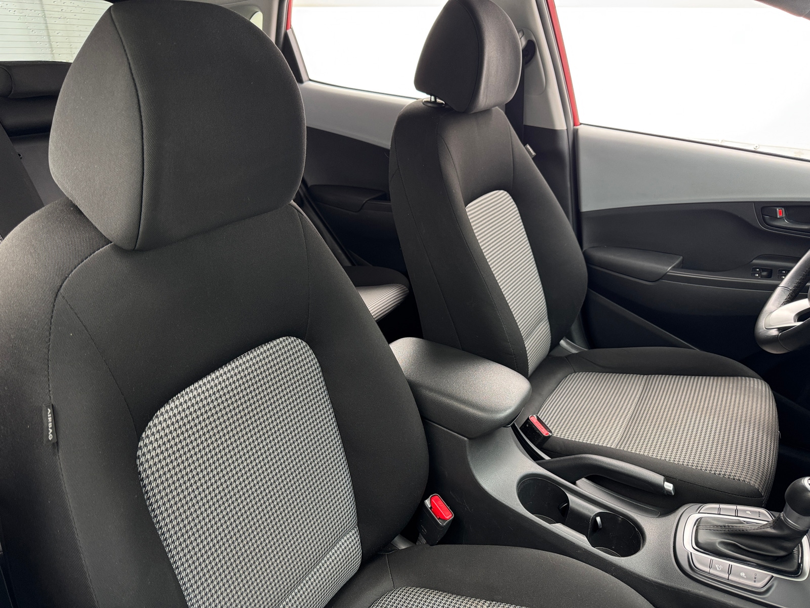 Thumbnail: 2021 Hyundai Kona - 2