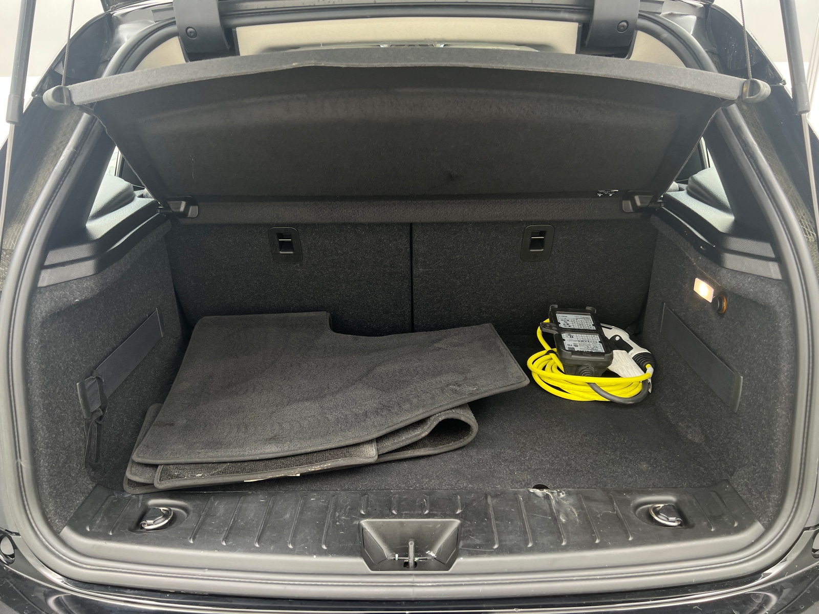 Thumbnail: 2019 BMW i3 - 7