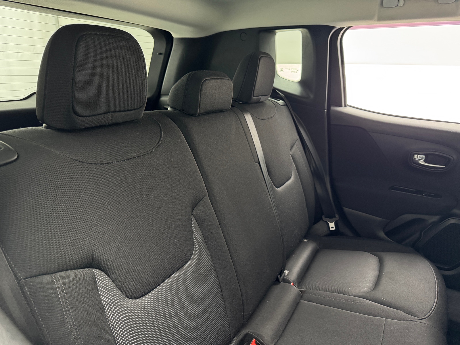 Thumbnail: 2020 Jeep Renegade - 6