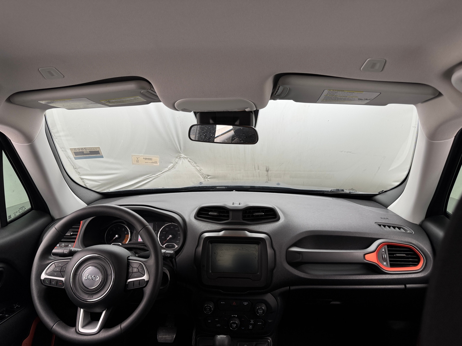 Thumbnail: 2020 Jeep Renegade - 3