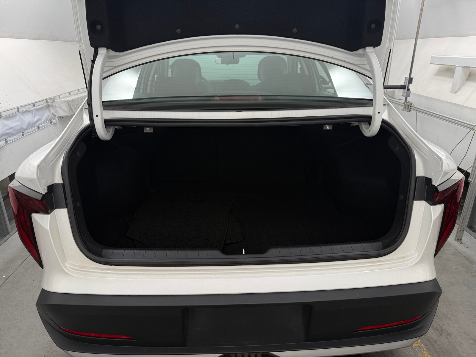 Thumbnail: 2025 Kia K4 - 7