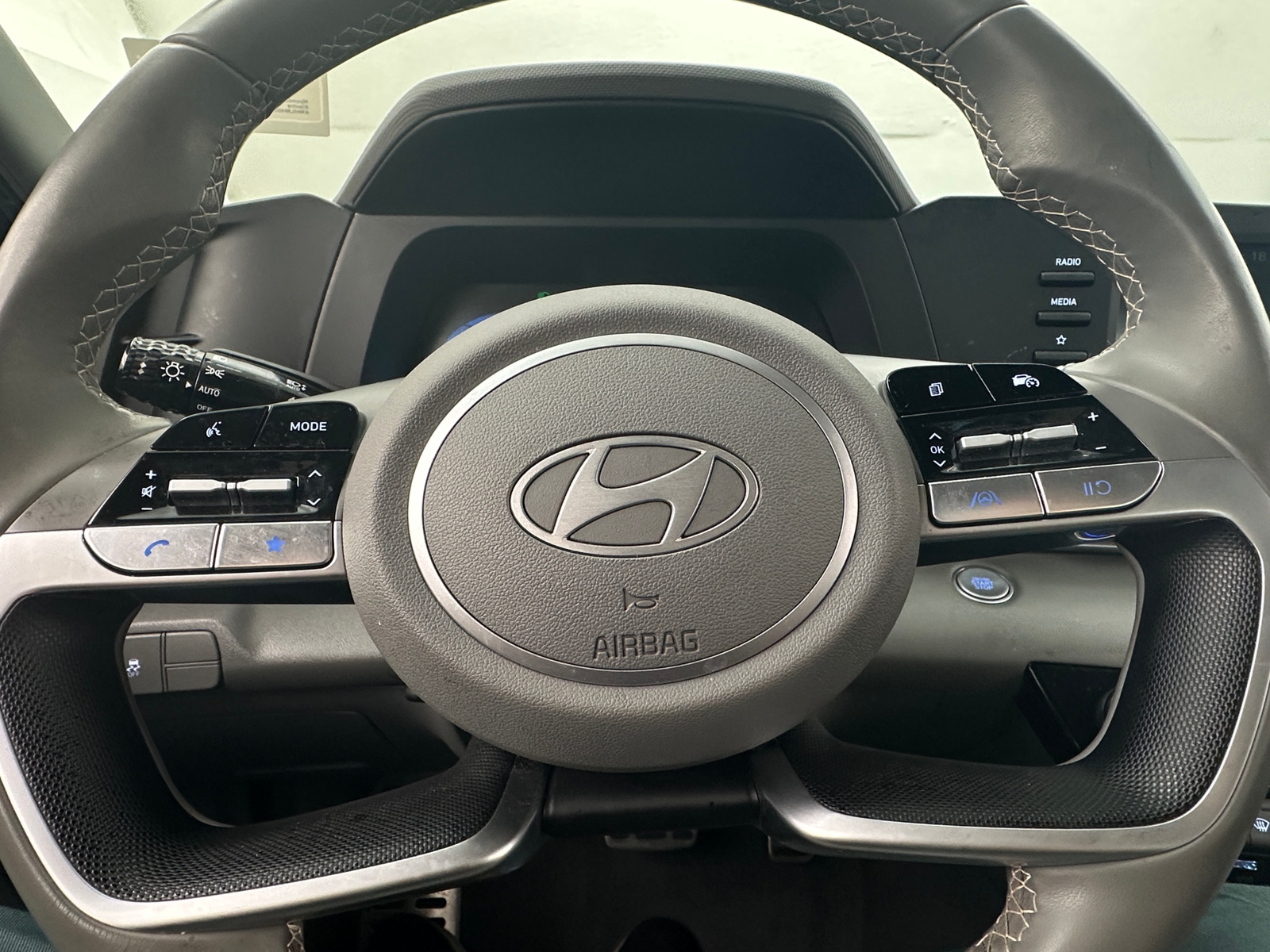 Thumbnail: 2025 Hyundai Elantra - 5