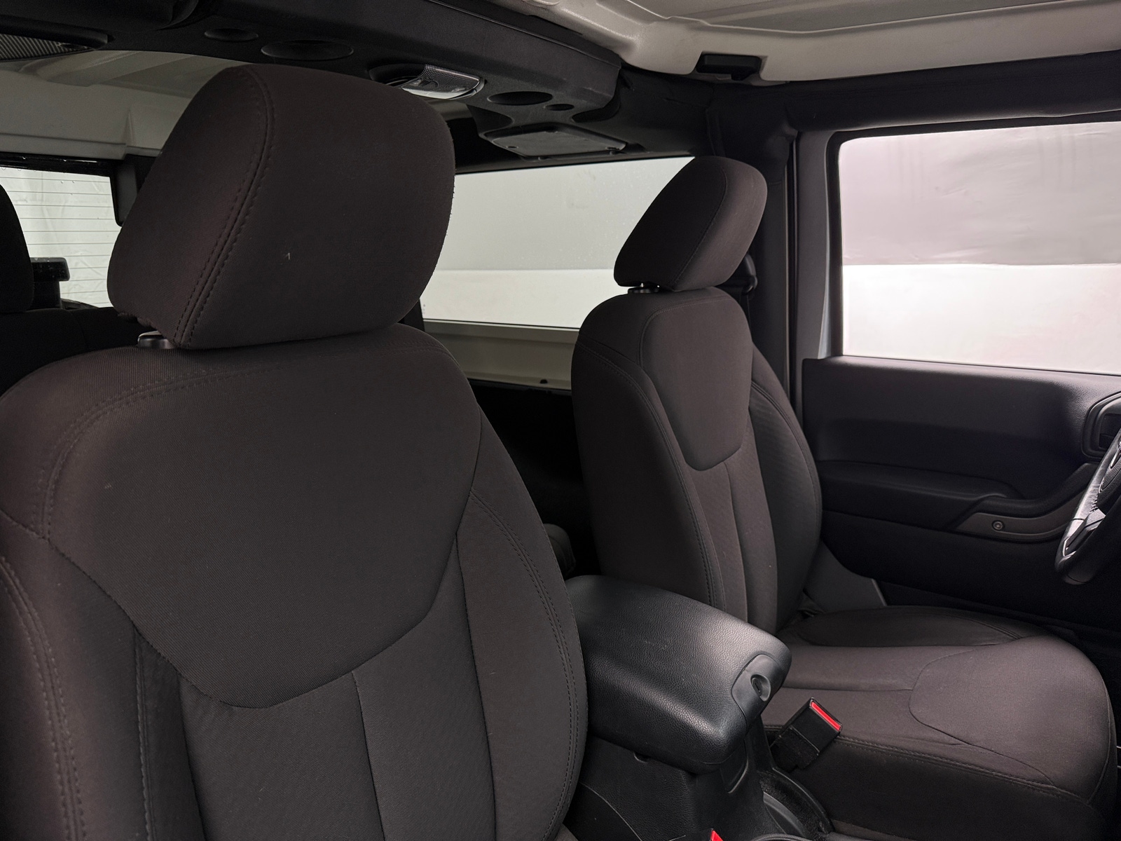 Thumbnail: 2017 Jeep Wrangler - 2