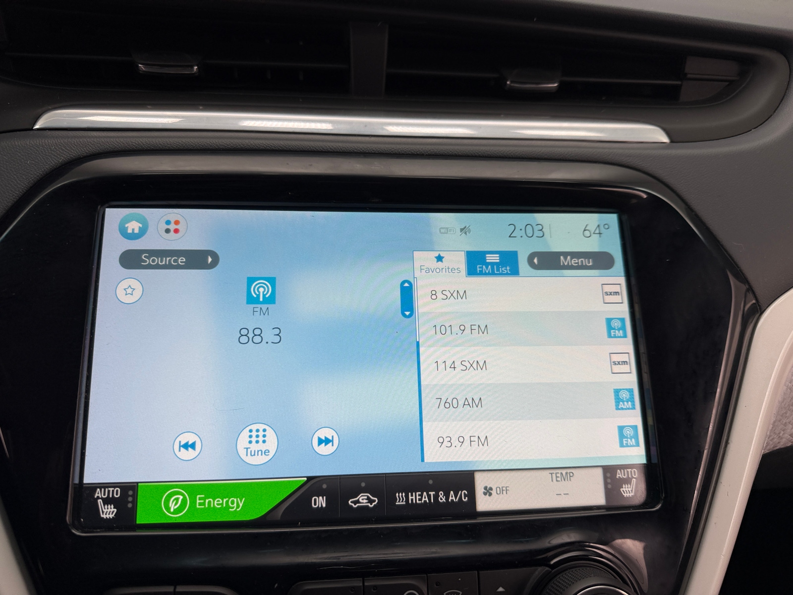 Thumbnail: 2017 Chevrolet Bolt EV - 4