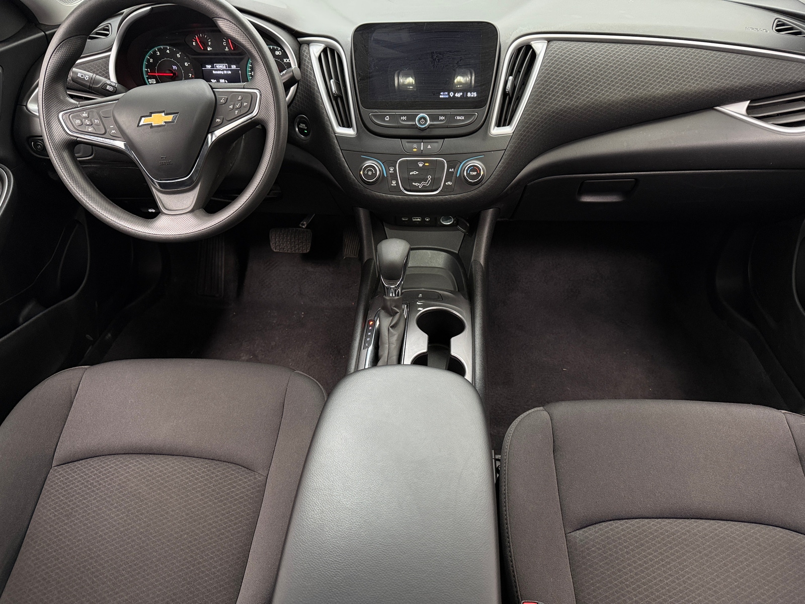 Thumbnail: 2023 Chevrolet Malibu - 3