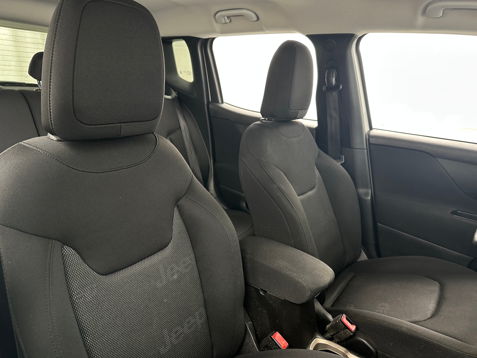 Thumbnail: 2017 Jeep Renegade - 2