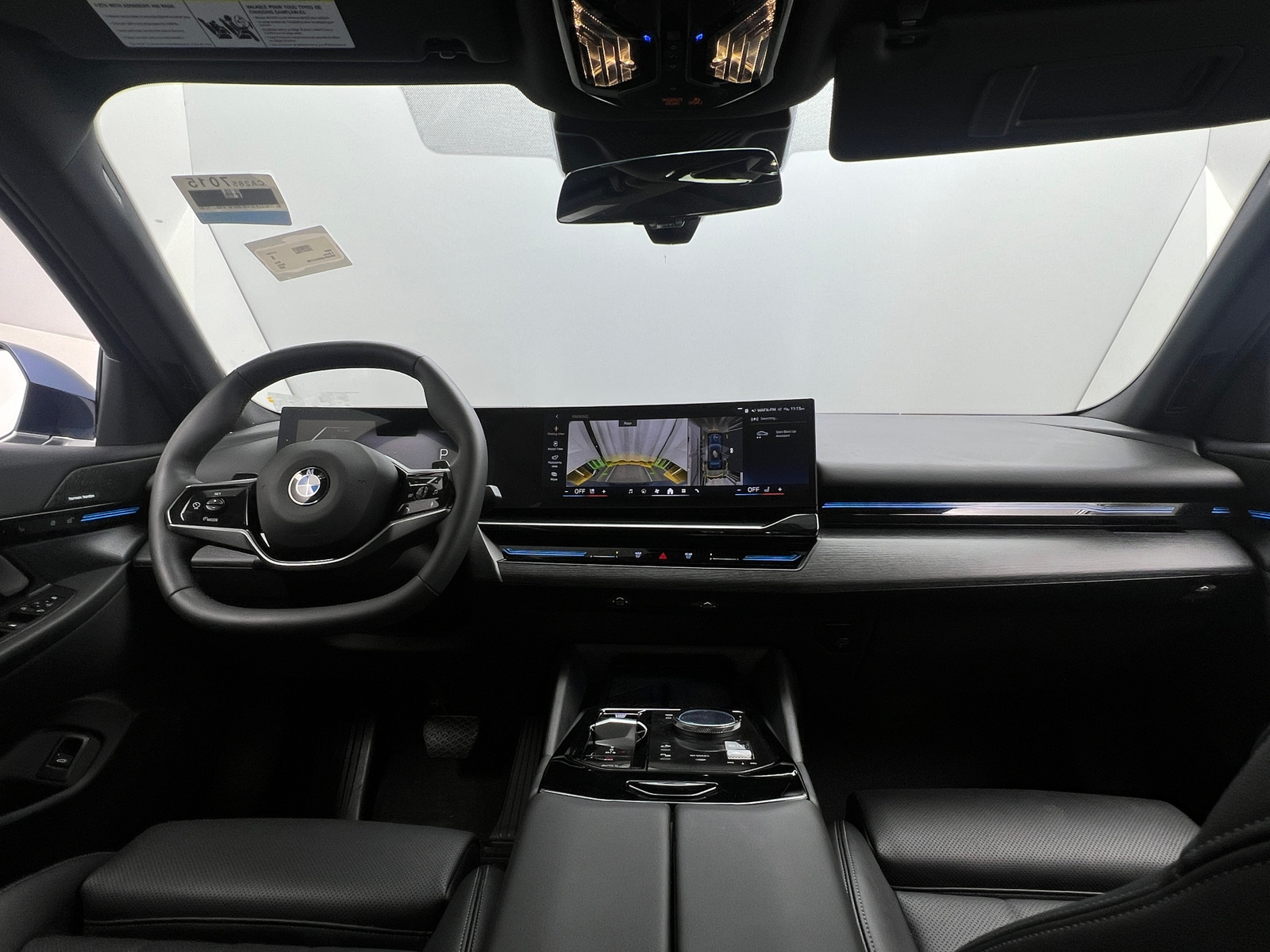 Thumbnail: 2025 BMW 5 Series - 2