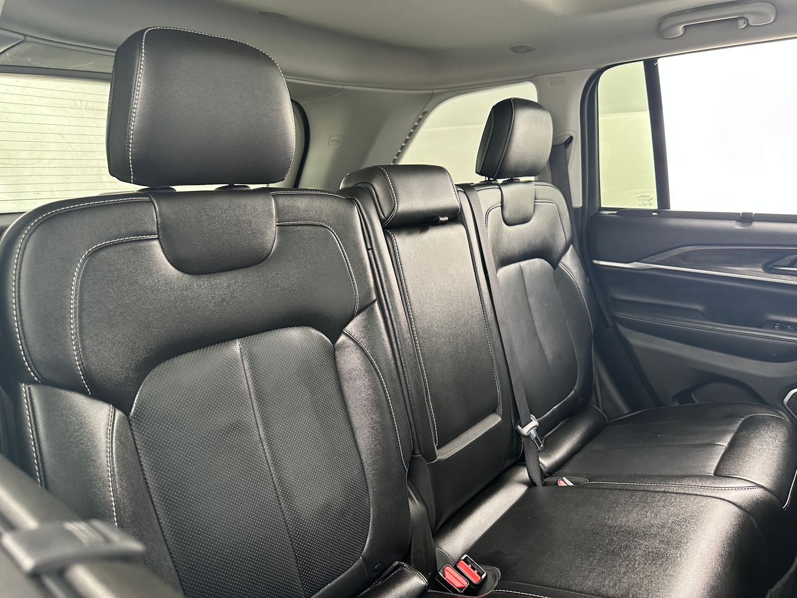 Thumbnail: 2023 Jeep Grand Cherokee - 5