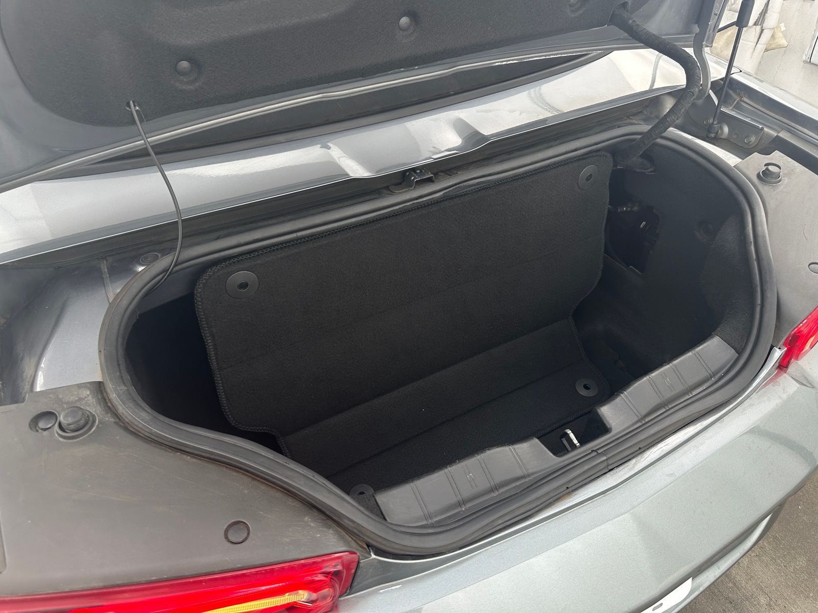 Thumbnail: 2020 Chevrolet Camaro - 6