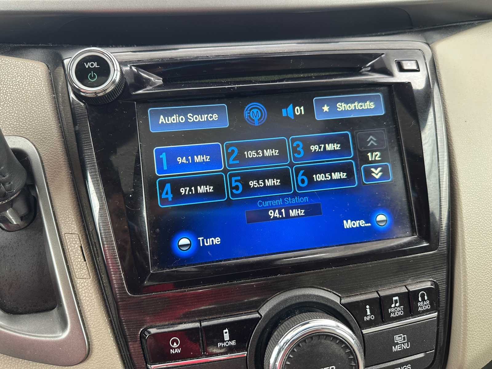 Thumbnail: 2016 Honda Odyssey - 3