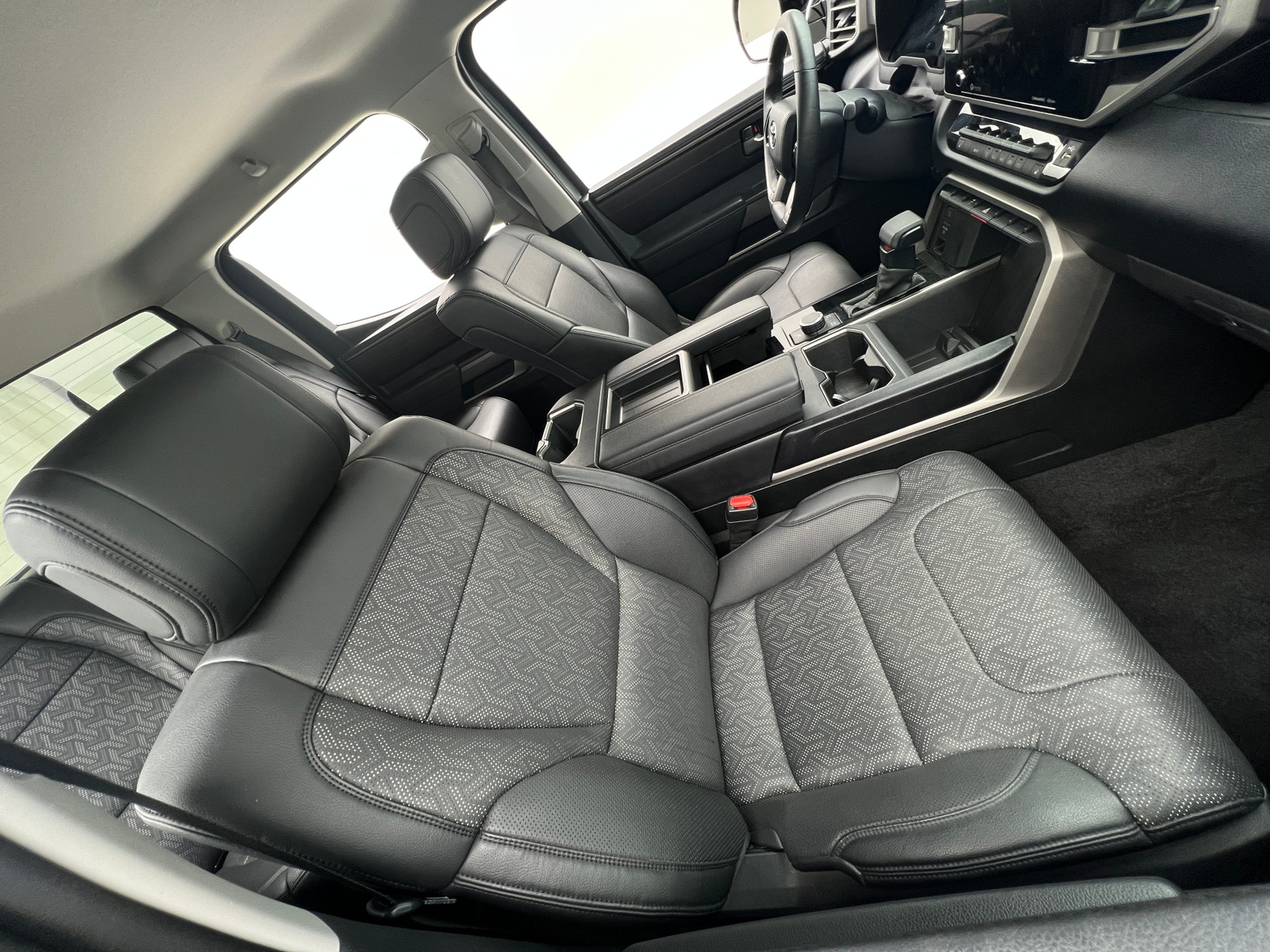 Thumbnail: 2022 Toyota Tundra - 2