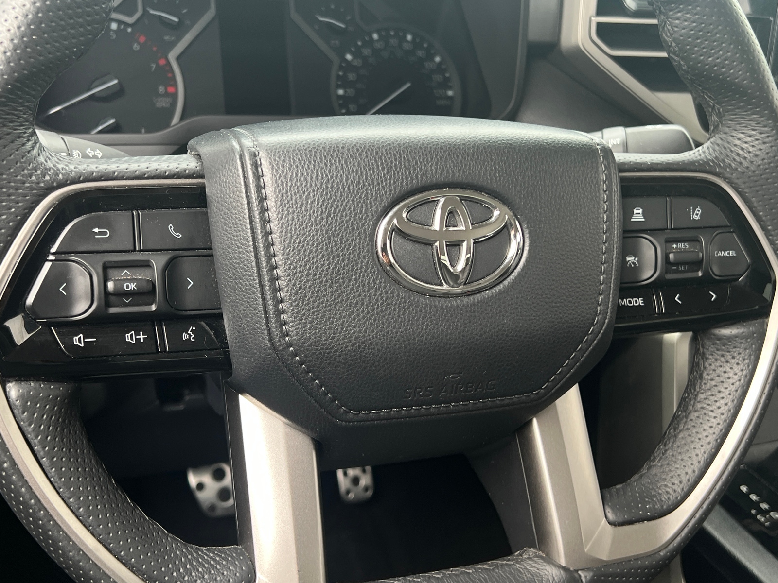 Thumbnail: 2022 Toyota Tundra - 5