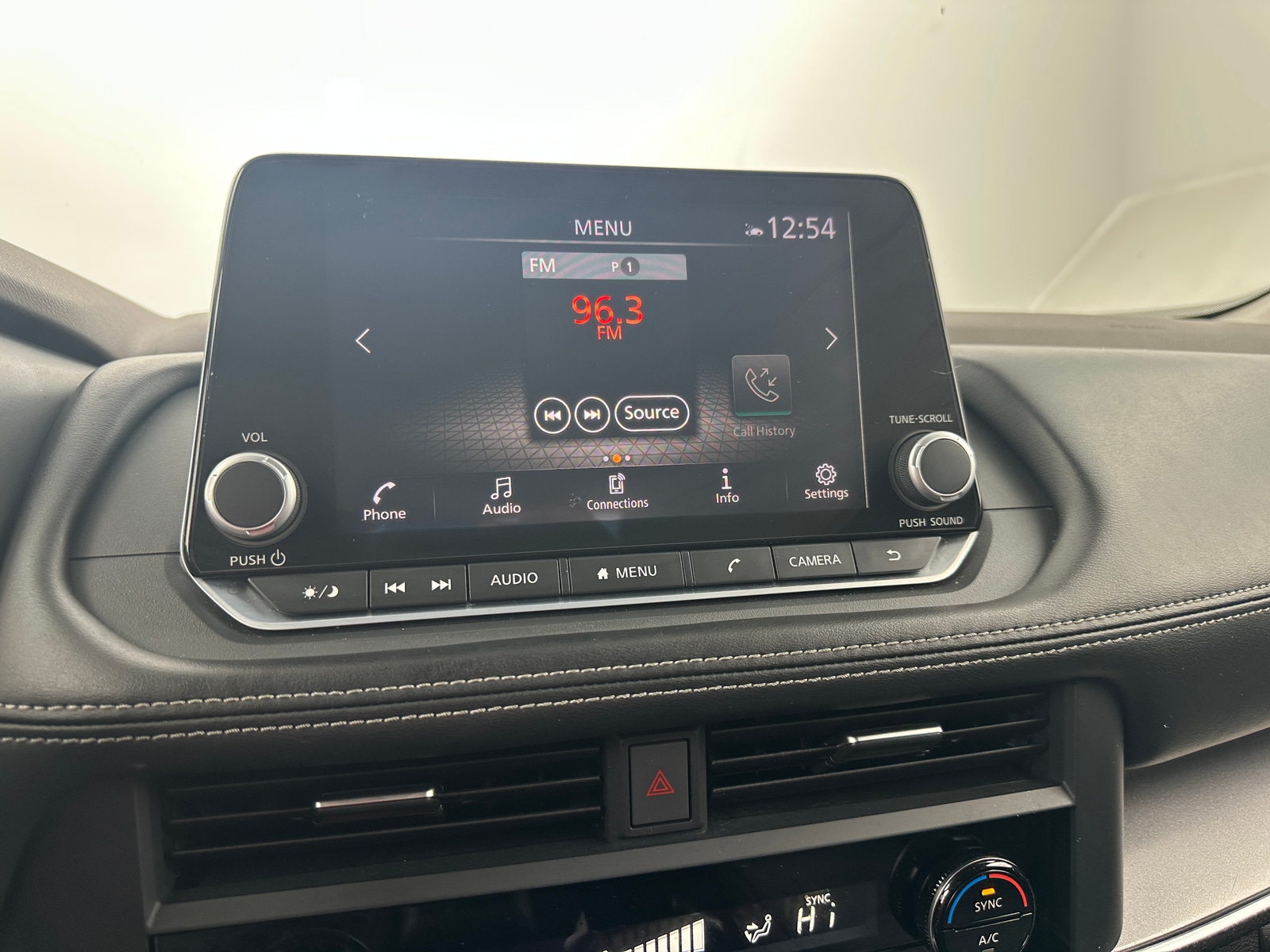 Thumbnail: 2023 Nissan Rogue - 4