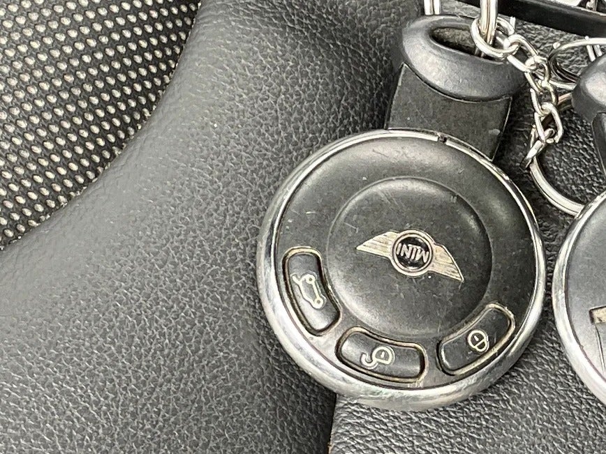 Used 2011 MINI Cooper S with VIN WMWSV3C57BTY20366 for sale in Oak Creek, WI