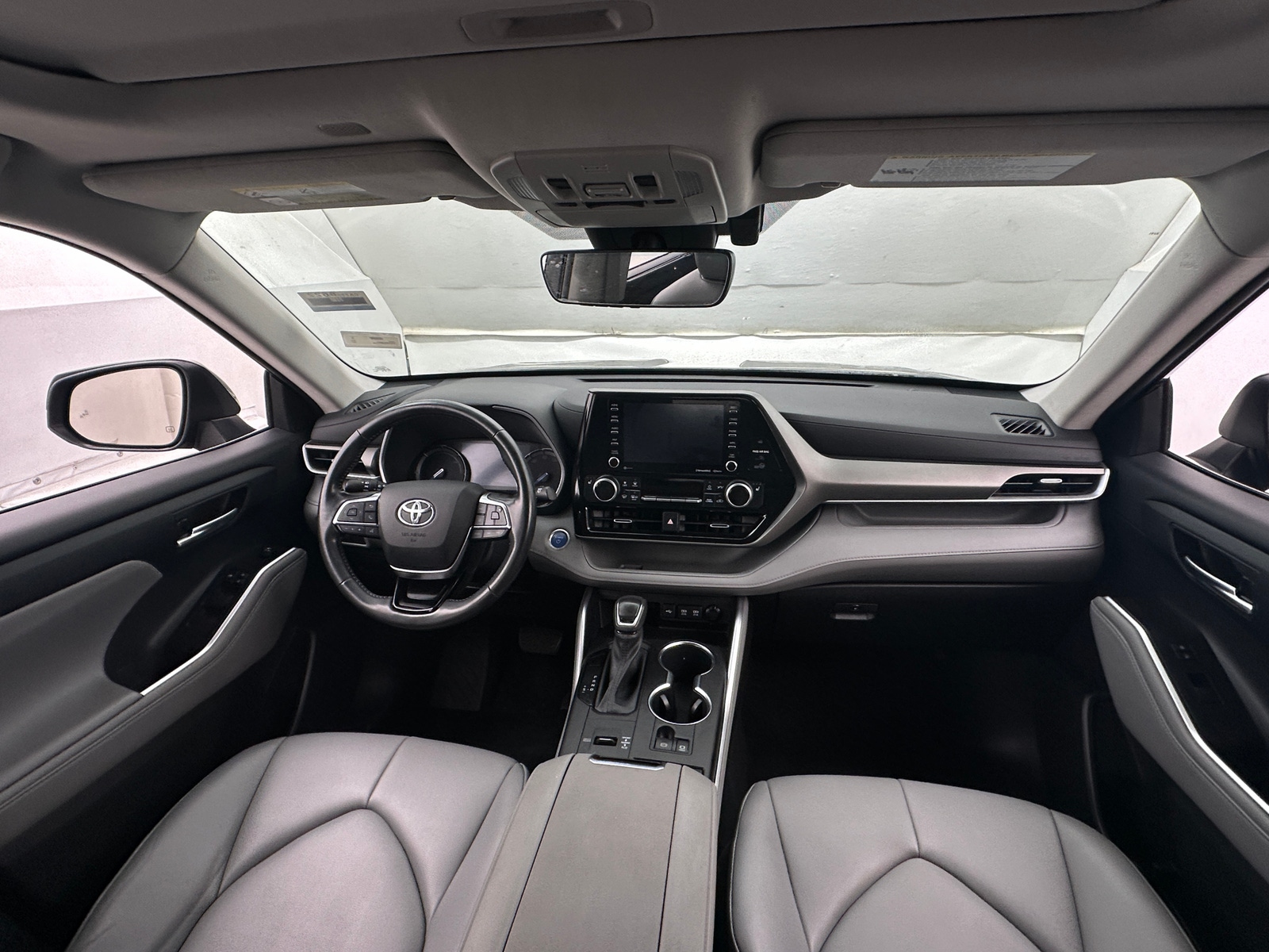 Thumbnail: 2021 Toyota Highlander - 2