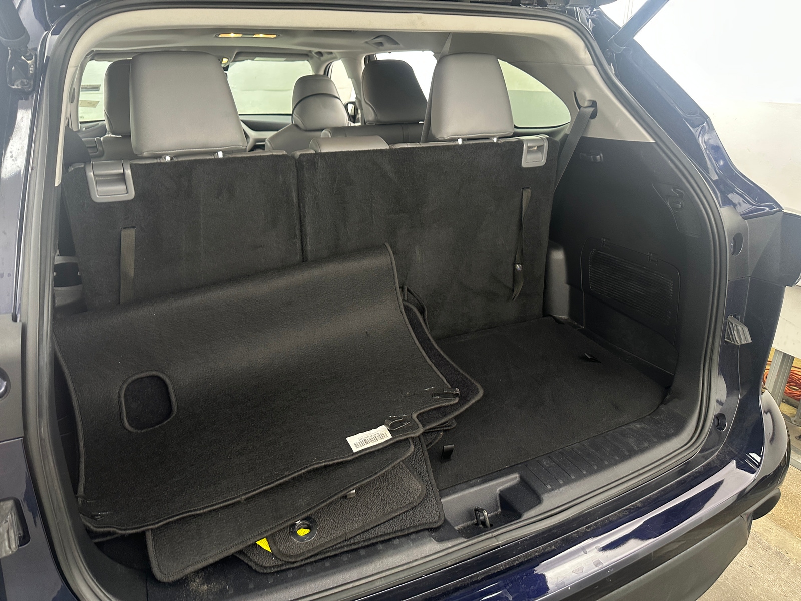 Thumbnail: 2021 Toyota Highlander - 6