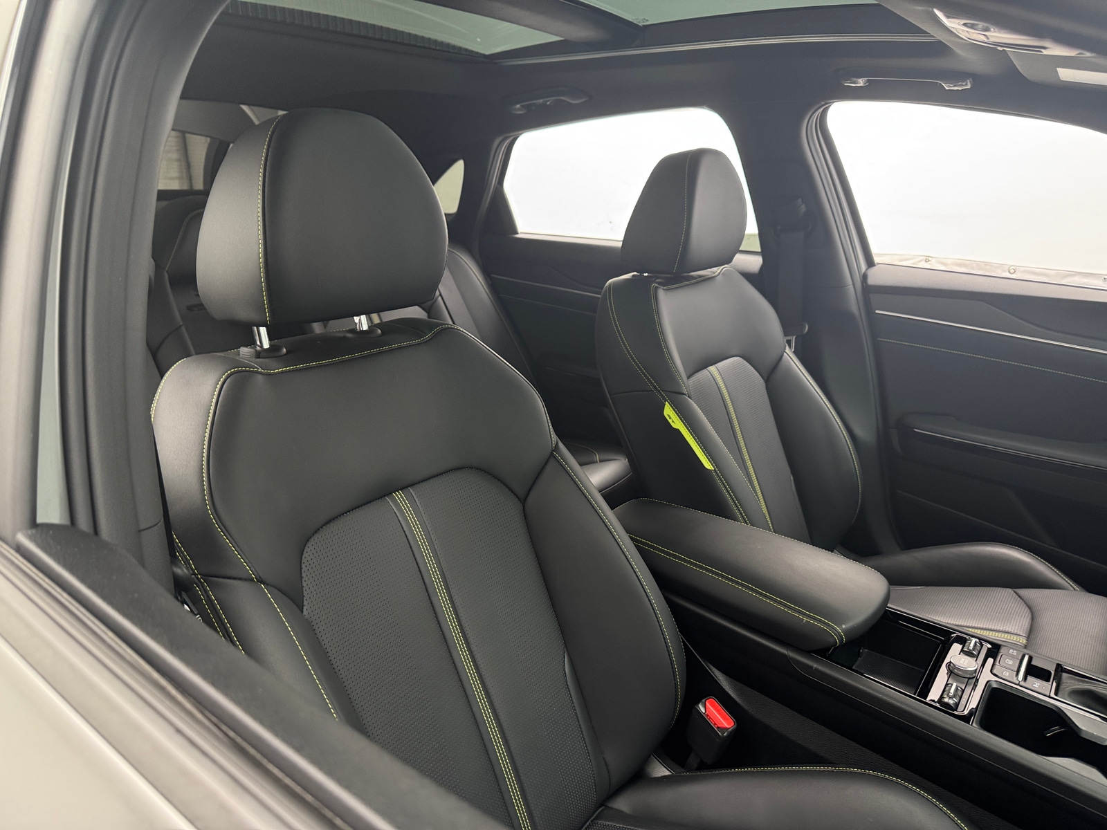 Thumbnail: 2025 Kia K5 - 2