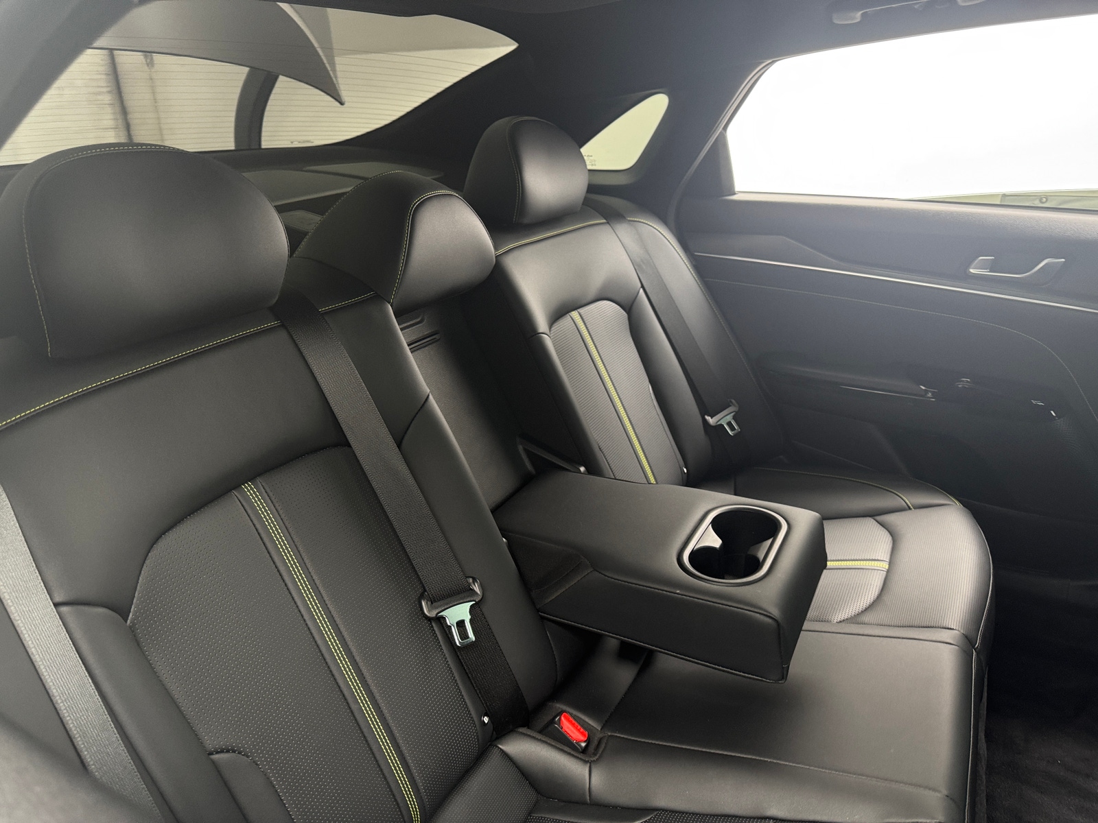 Thumbnail: 2025 Kia K5 - 6