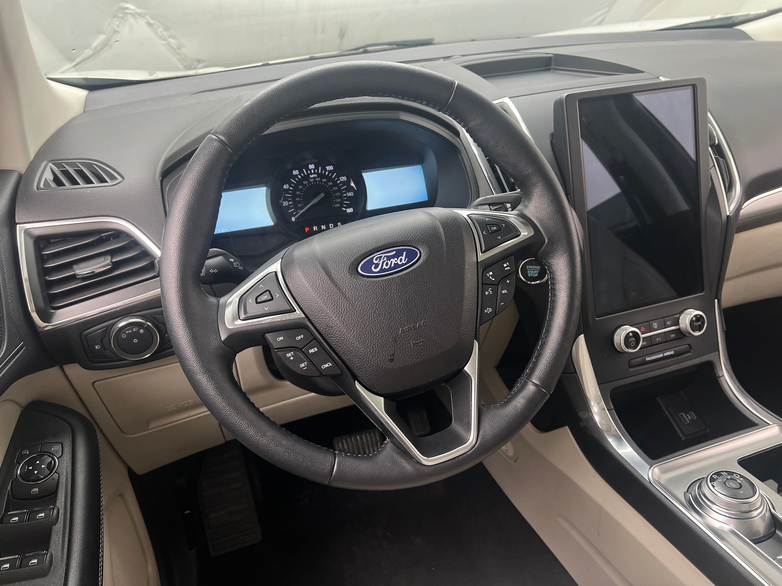 Thumbnail: 2022 Ford Edge - 4