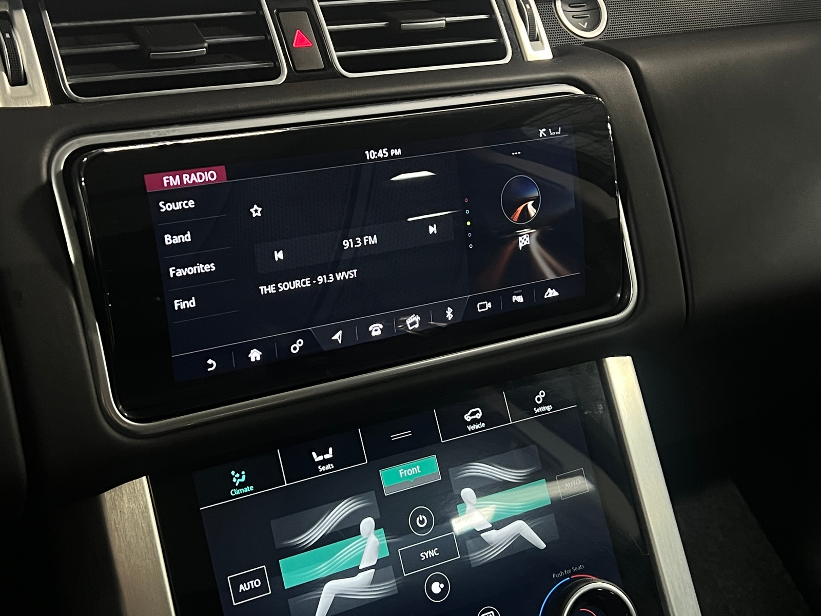 Thumbnail: 2019 Land Rover Range Rover - 3