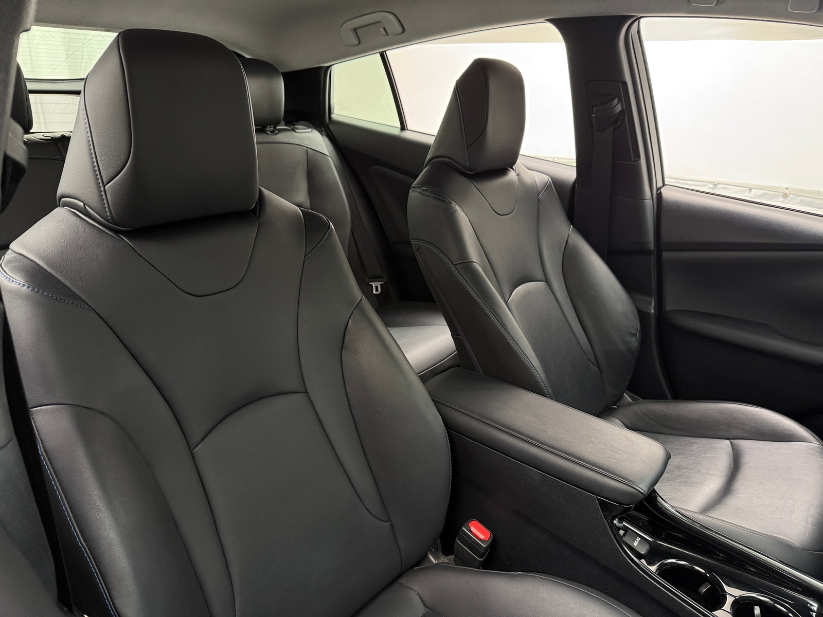 Thumbnail: 2018 Toyota Prius - 2