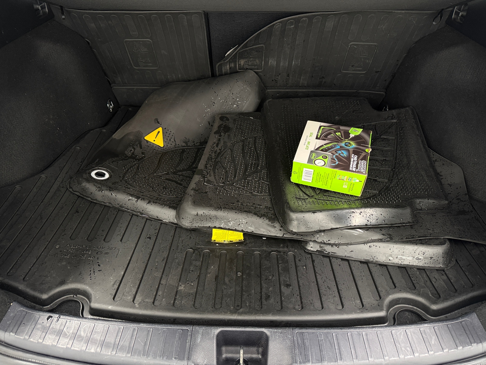 Thumbnail: 2018 Toyota Prius - 7