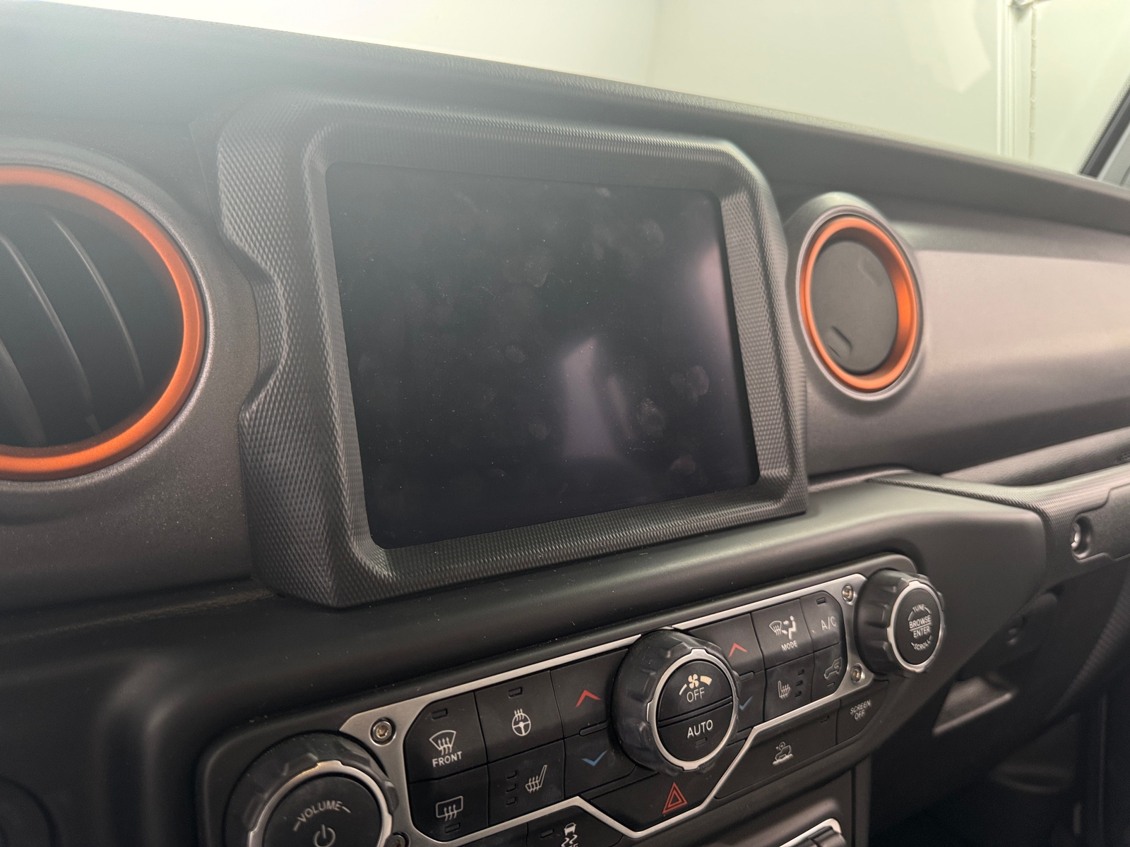 Thumbnail: 2023 Jeep Gladiator - 3