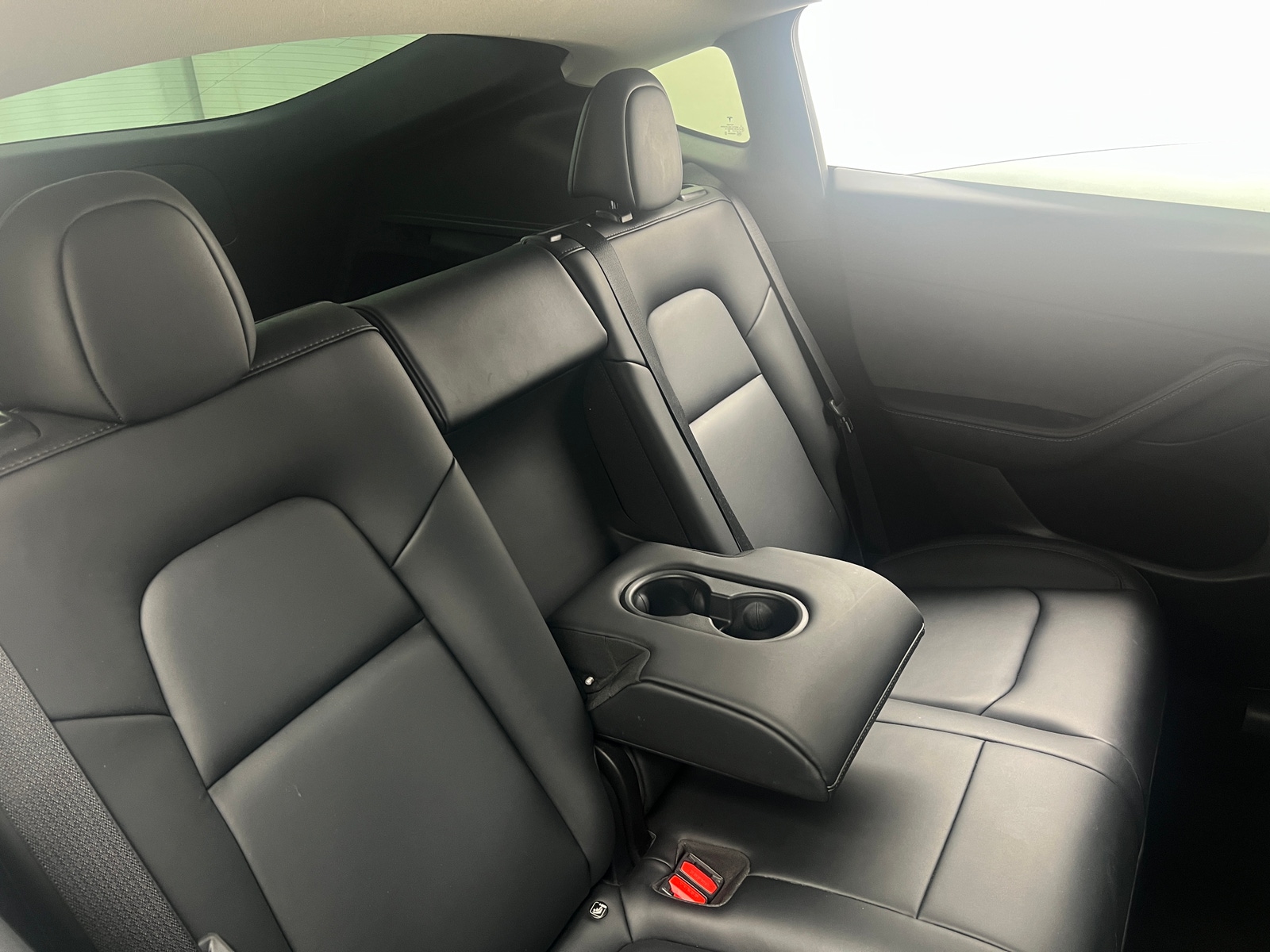 Thumbnail: 2022 Tesla Model Y - 5