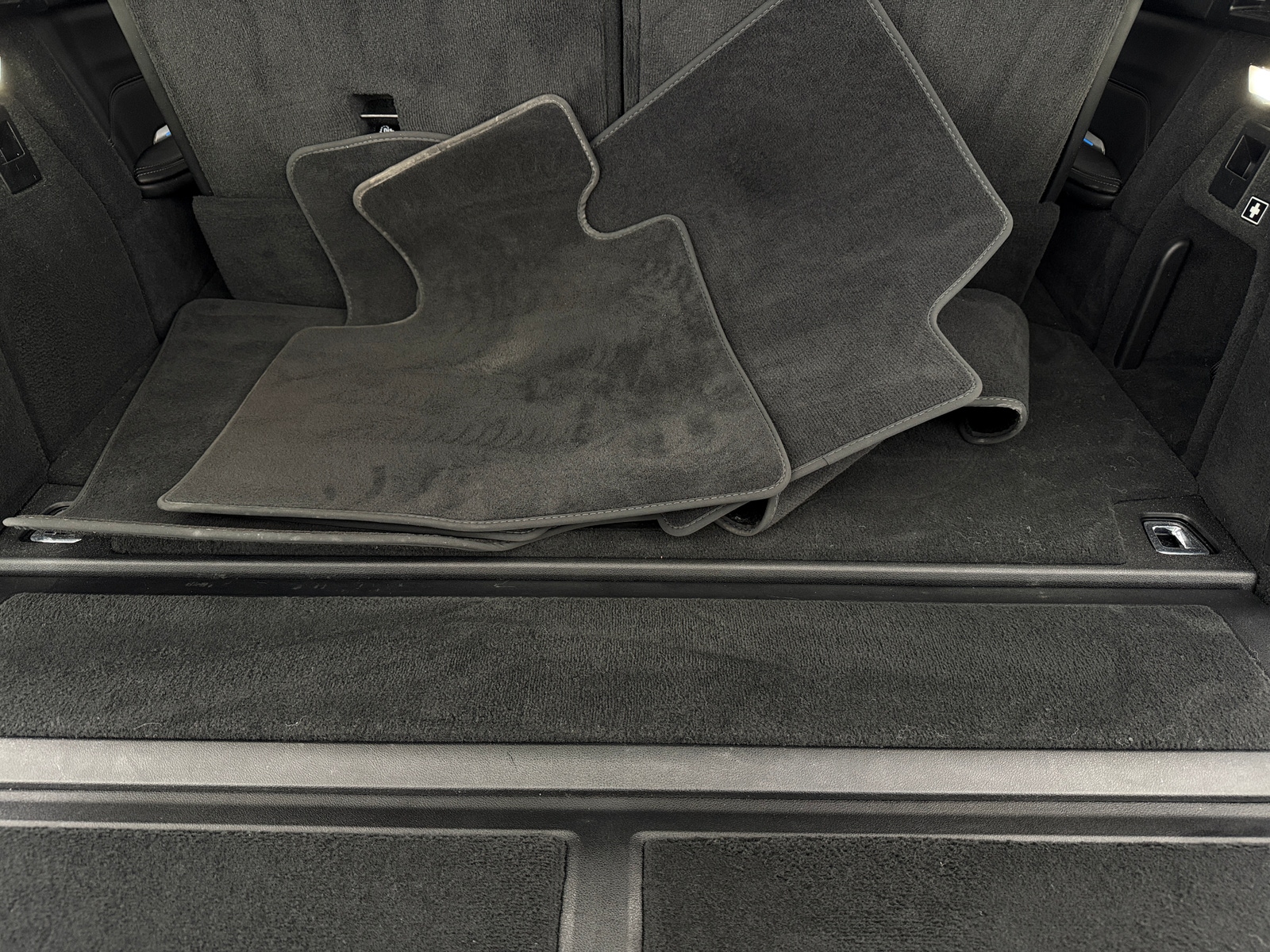 Thumbnail: 2023 BMW X7 - 6