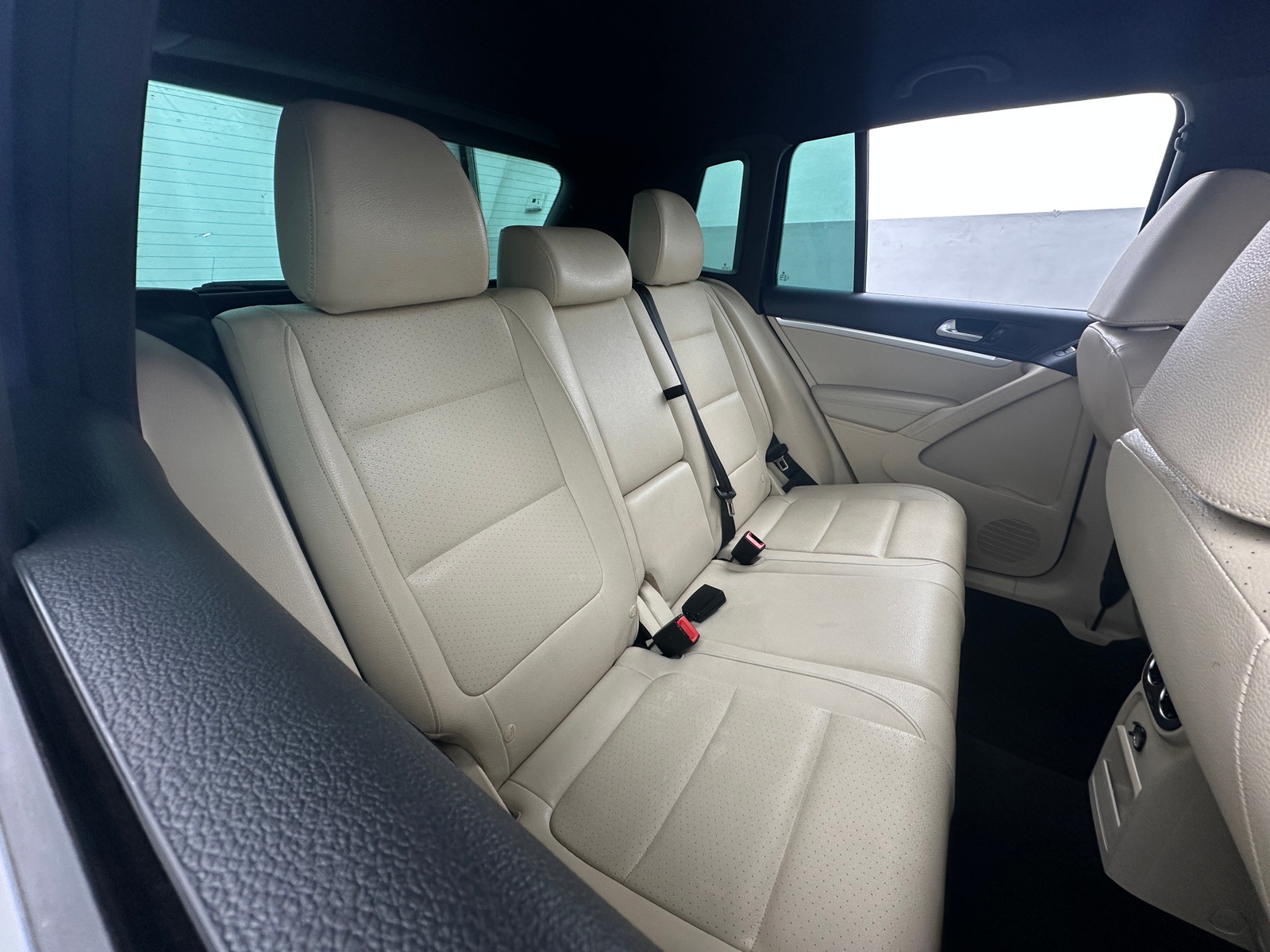 Thumbnail: 2016 Volkswagen Tiguan - 6