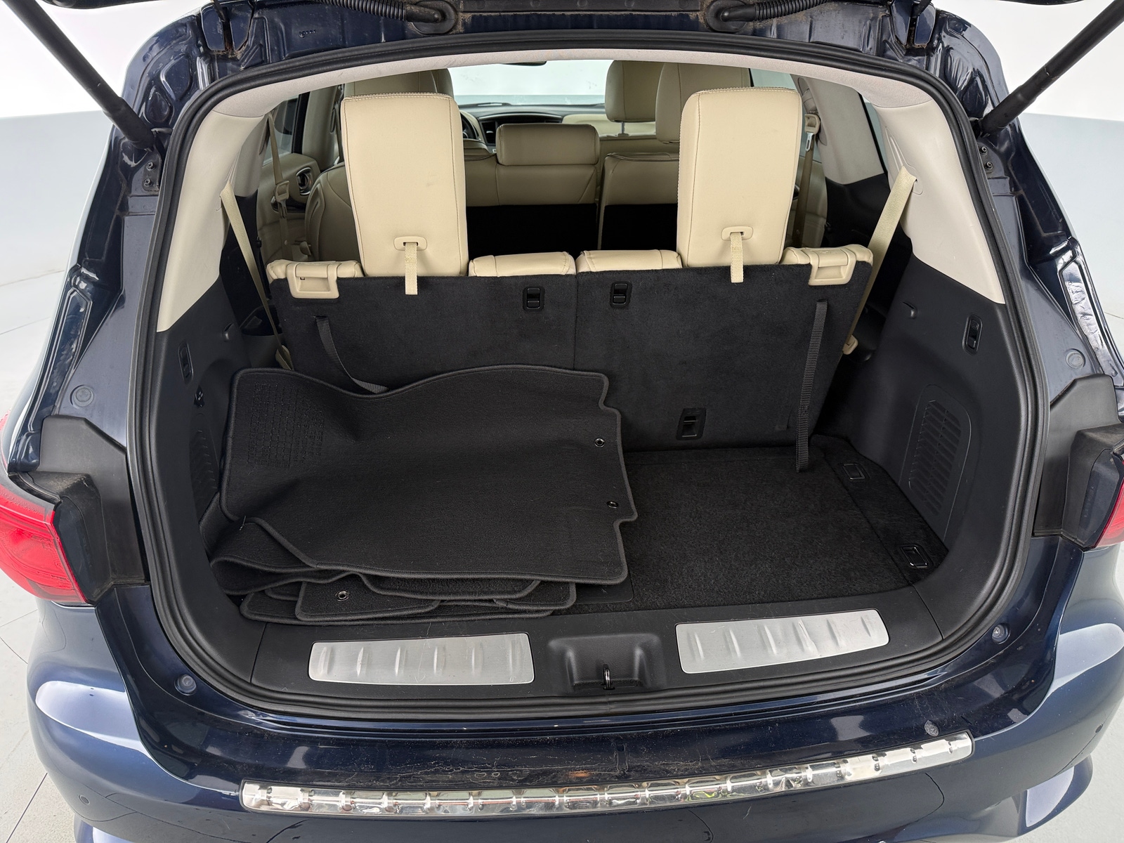 Thumbnail: 2016 INFINITI QX60 - 6