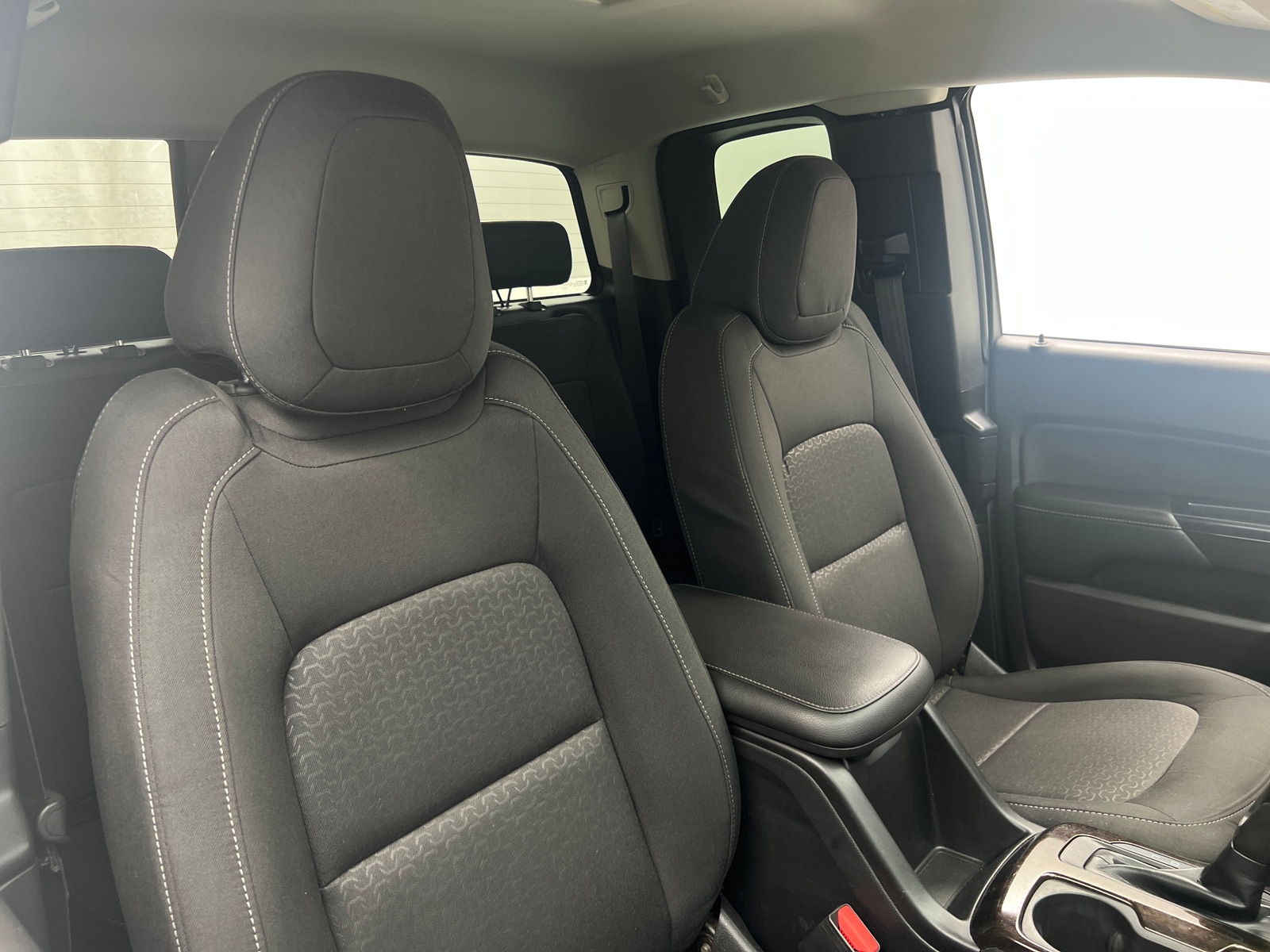 Thumbnail: 2018 GMC Canyon - 2