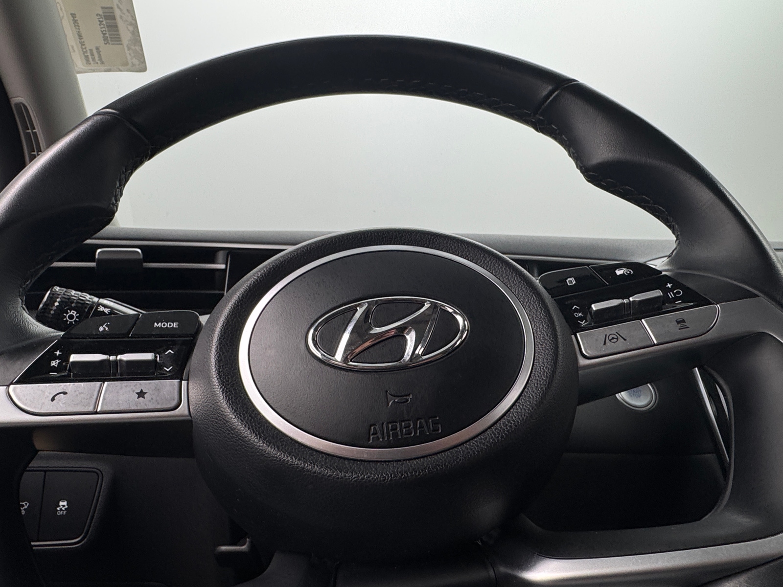 Thumbnail: 2022 Hyundai Tucson - 4