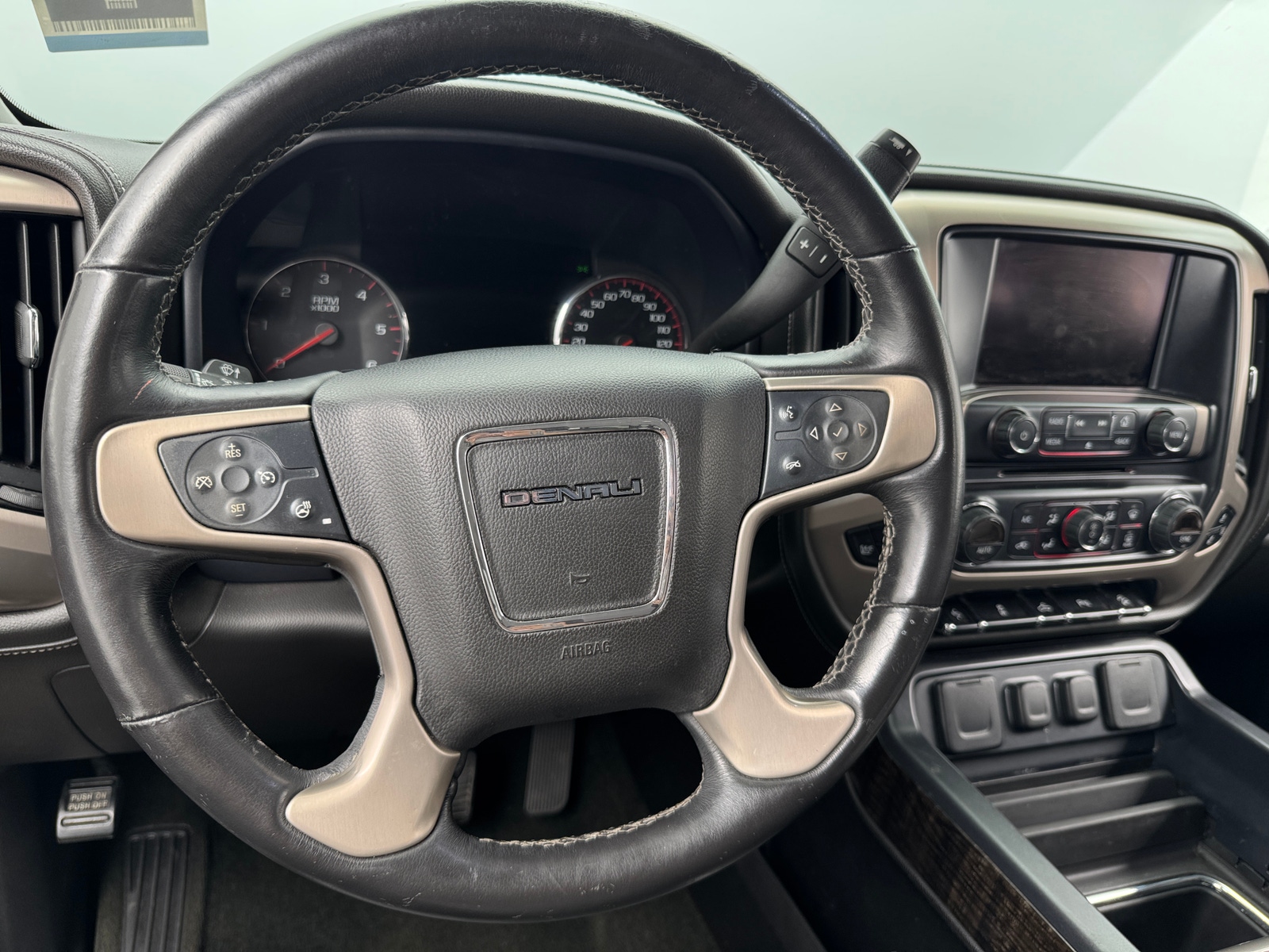 Thumbnail: 2015 GMC Sierra 1500 - 4