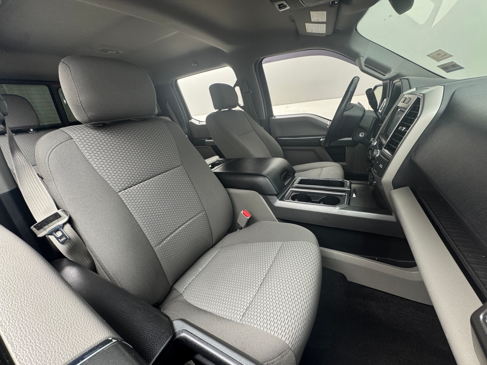 Thumbnail: 2017 Ford Econoline - 2