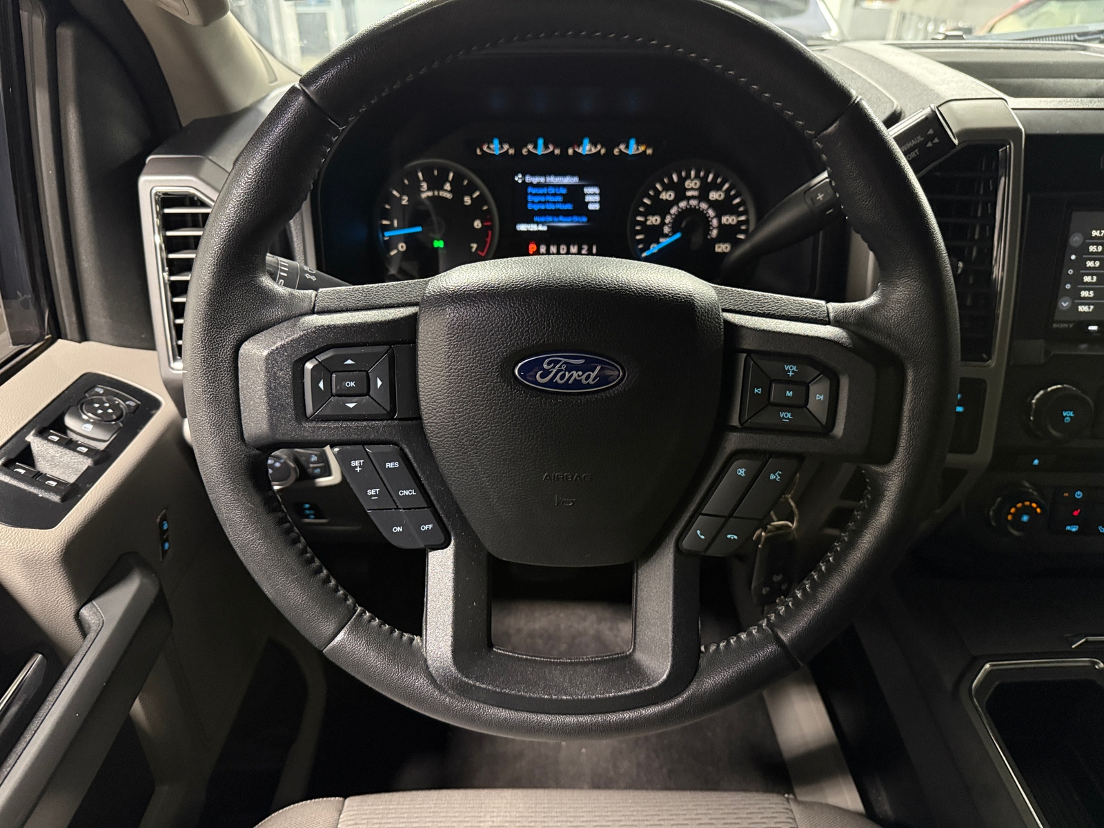 Thumbnail: 2017 Ford Econoline - 5