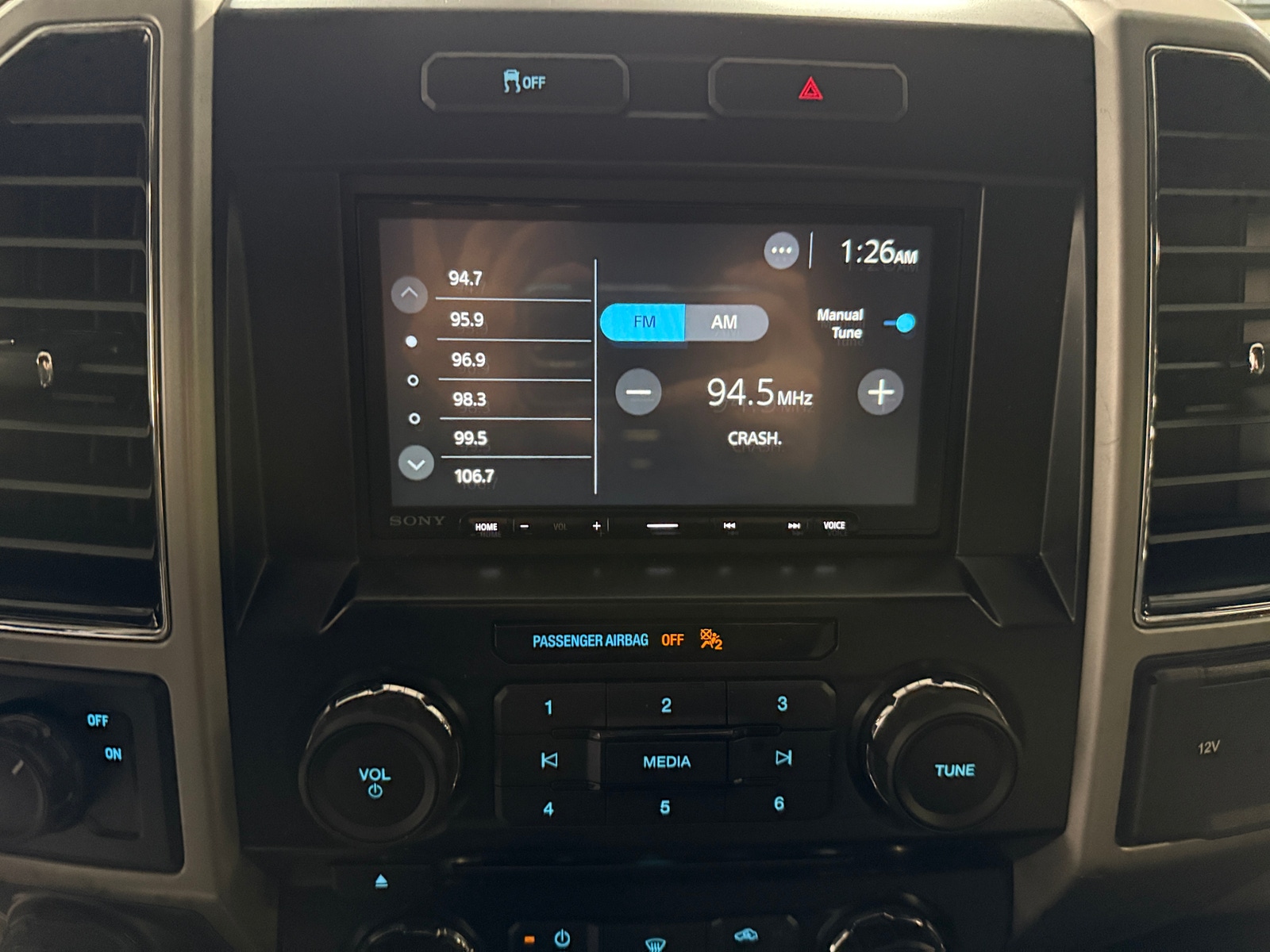 Thumbnail: 2017 Ford Econoline - 4