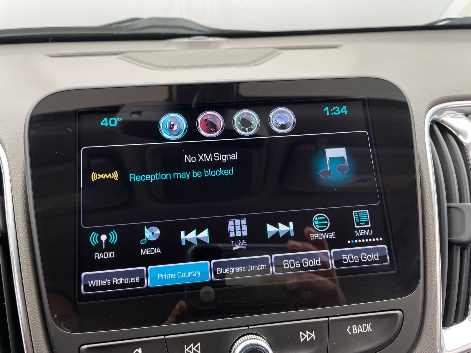 Thumbnail: 2016 Chevrolet Malibu - 3