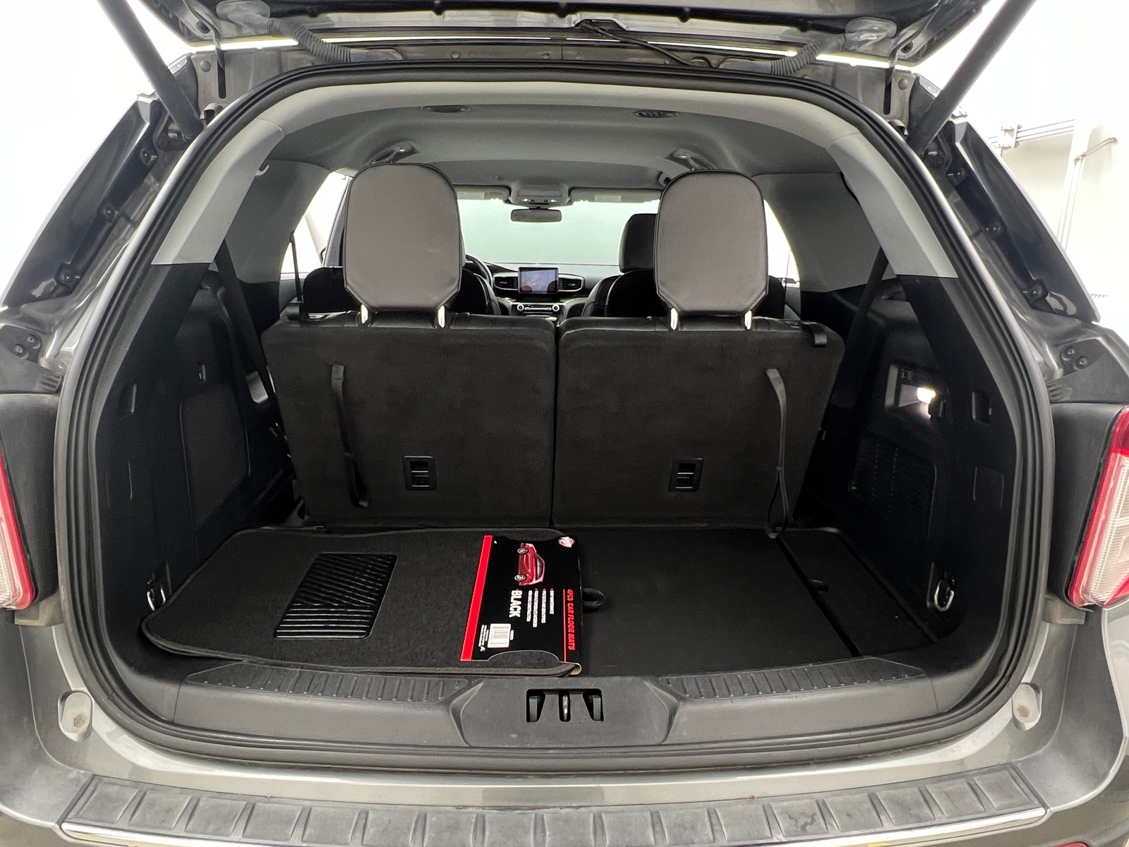 Thumbnail: 2023 Ford Explorer - 6