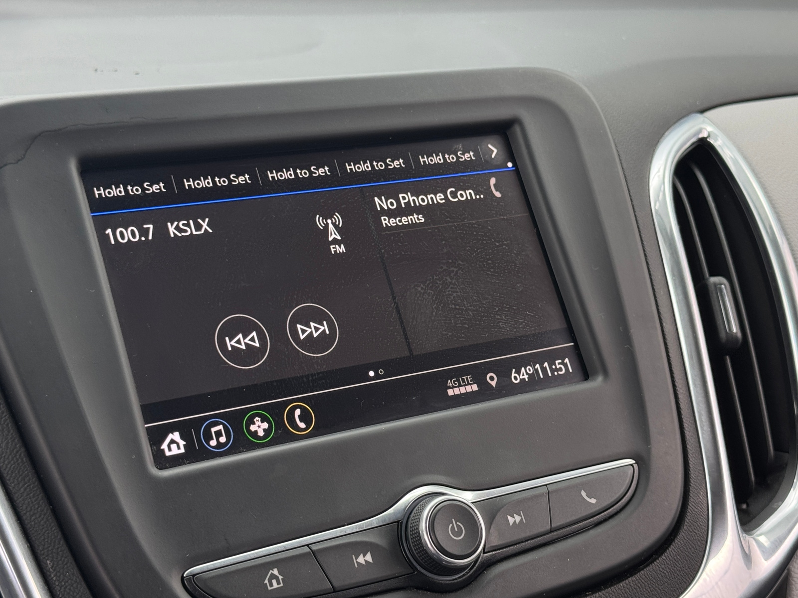 Thumbnail: 2020 Chevrolet Equinox - 4