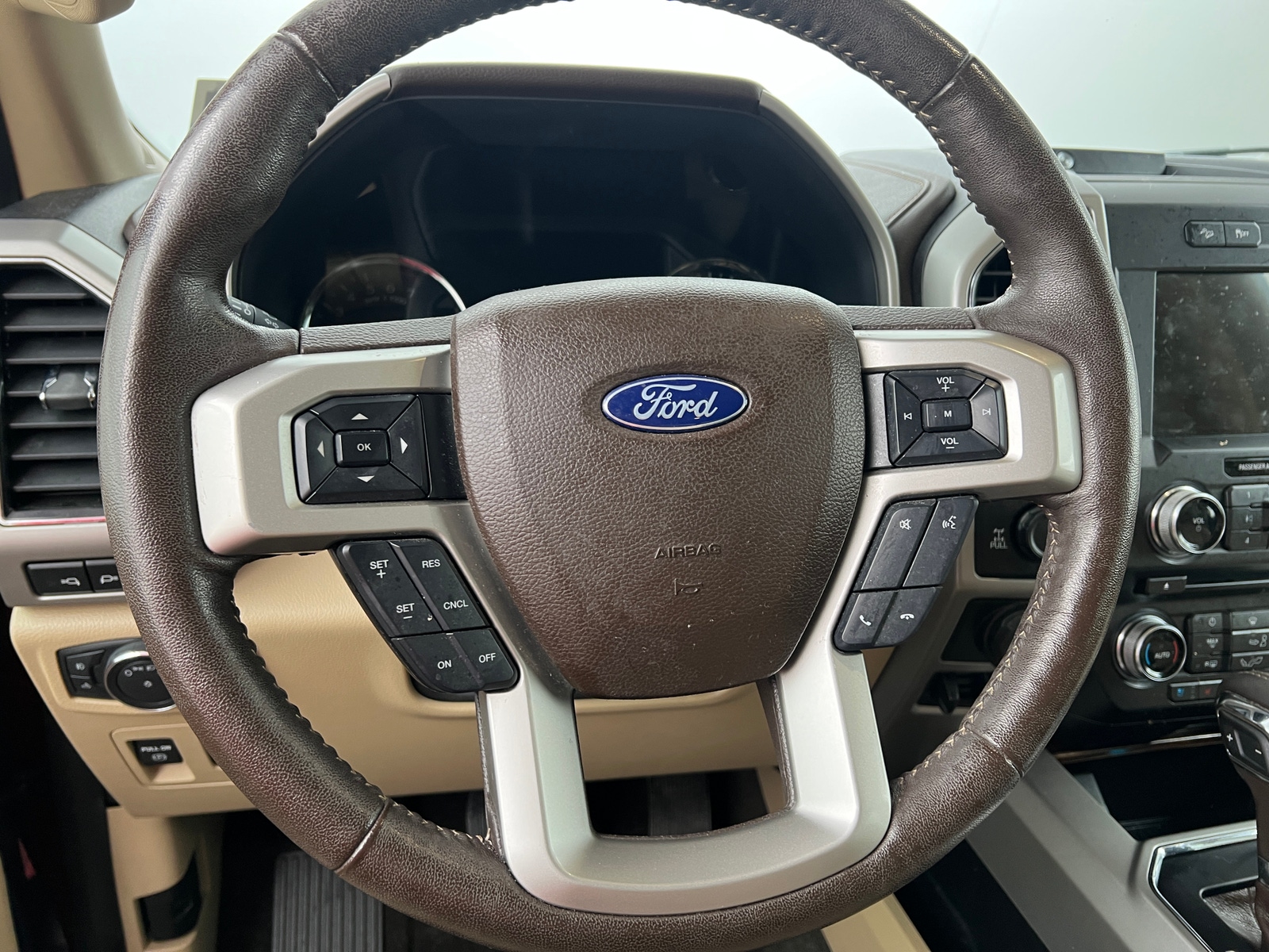 Thumbnail: 2018 Ford Econoline - 4